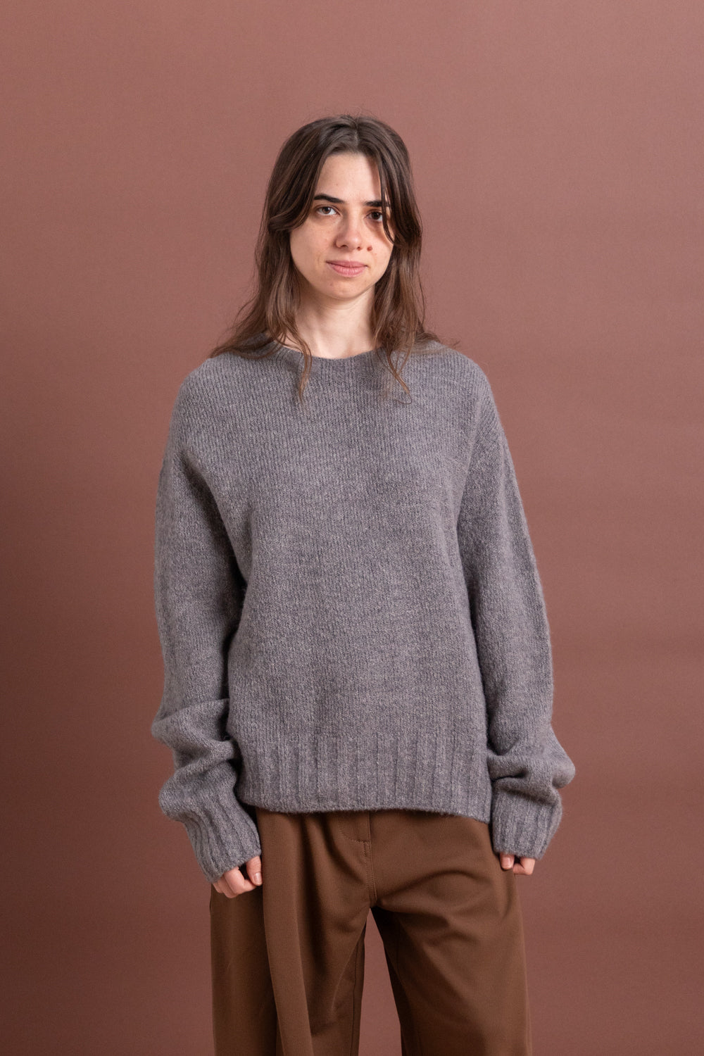 ALPACA BLEND KNIT SWEATER IN GRAY