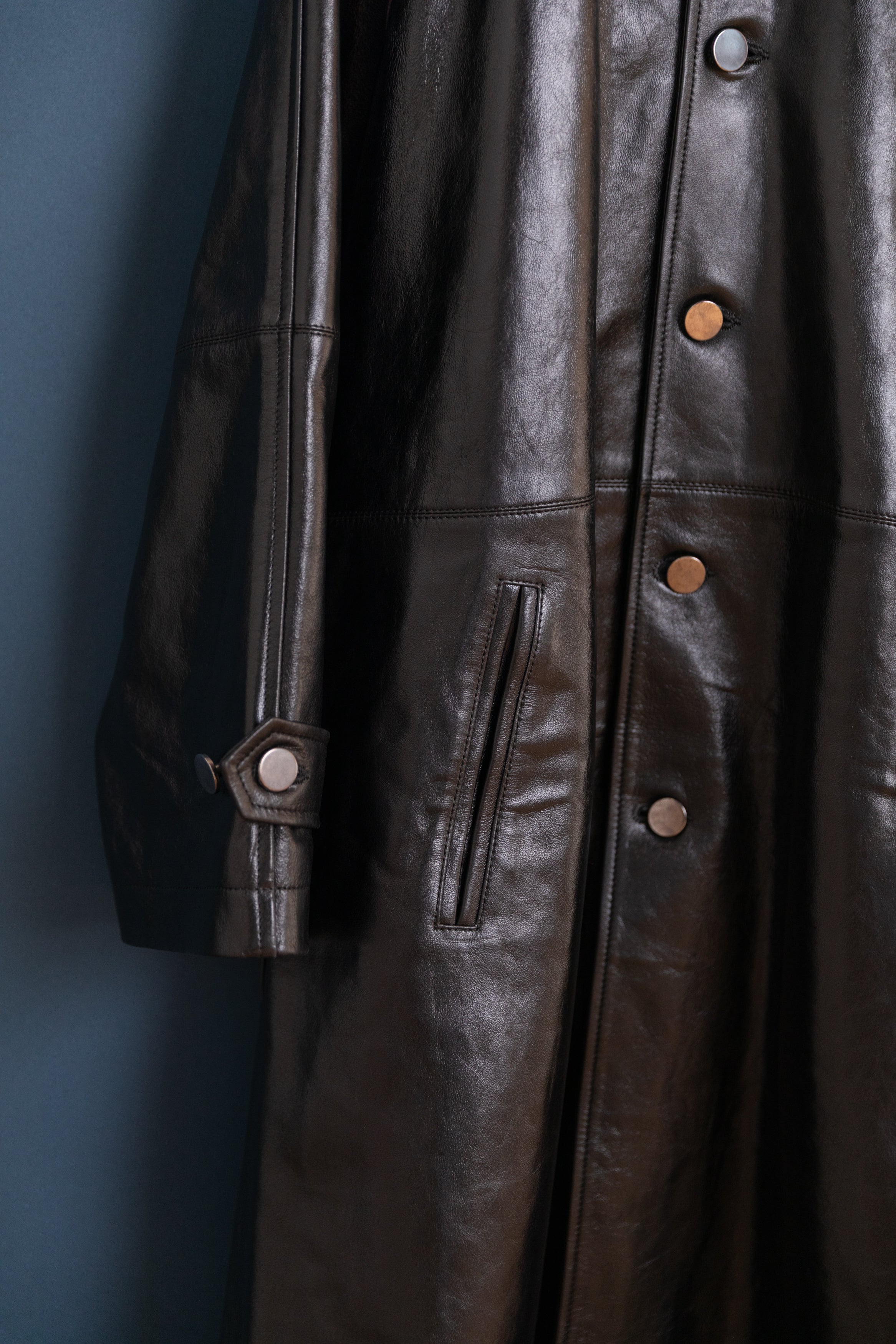 MARIA TRENCH IN NATURAL BLACK