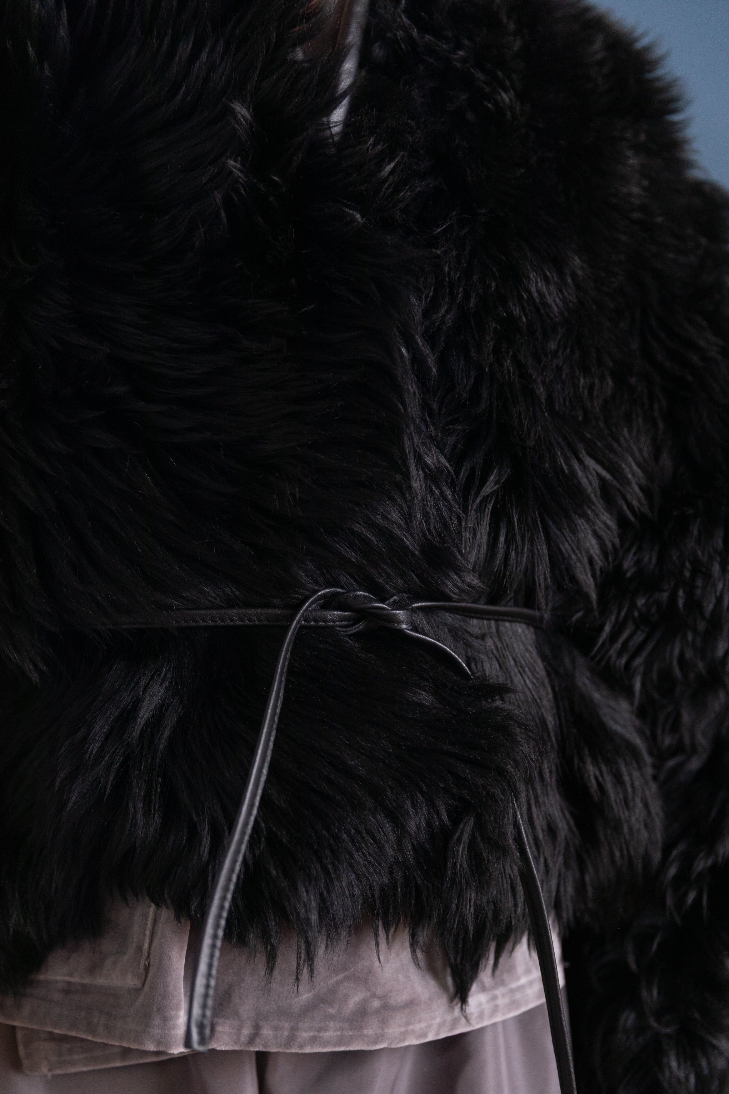RAINER JACKET IN BLACK SHAGGY SHEEPSKIN
