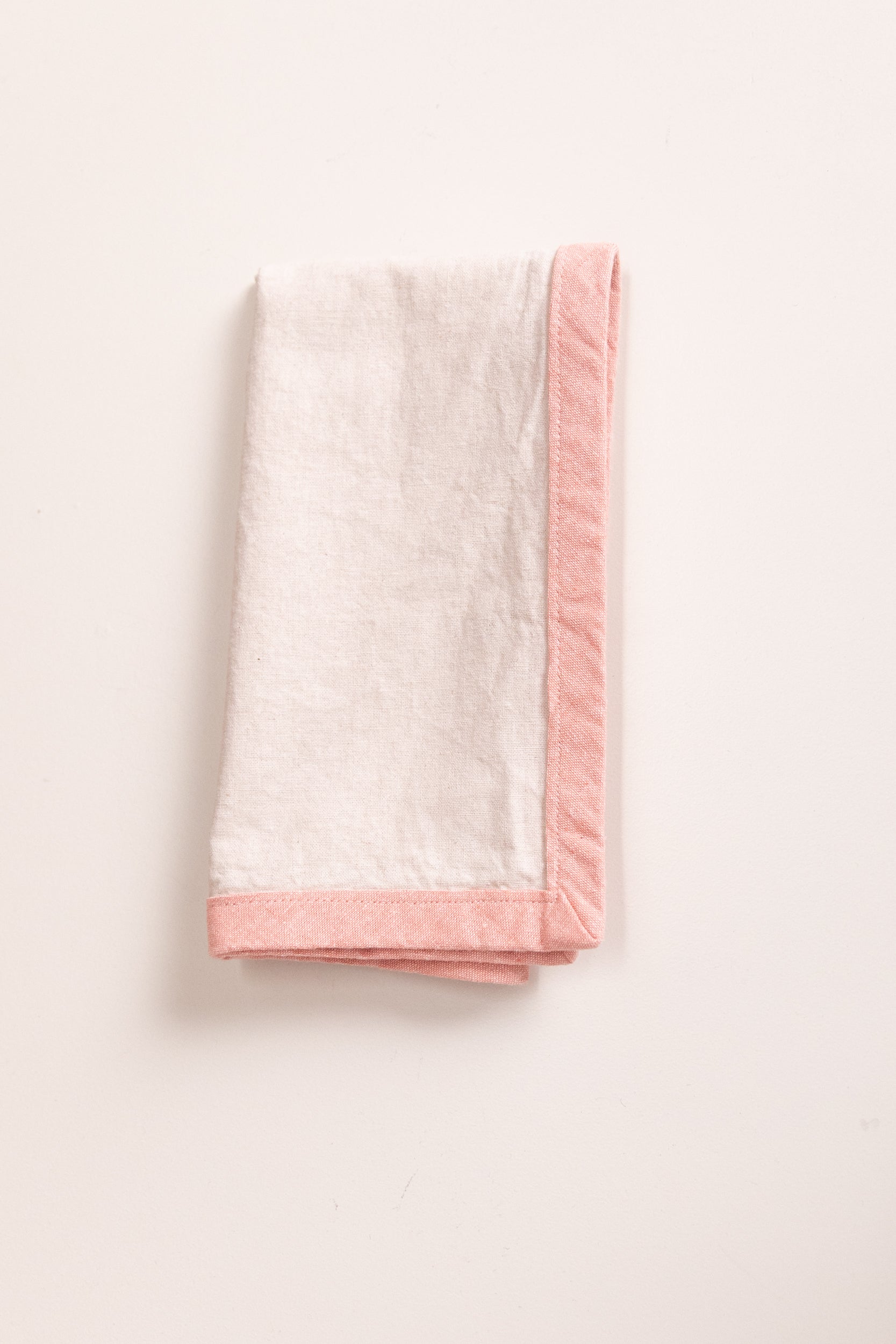 EDGED NAPKINS IN NATURAL LINEN - SET OF FOUR