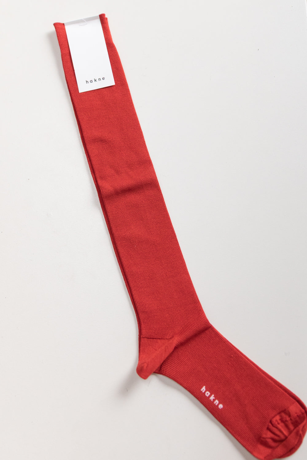 SILK RIBBED HIGH SOCKS IN CORAL