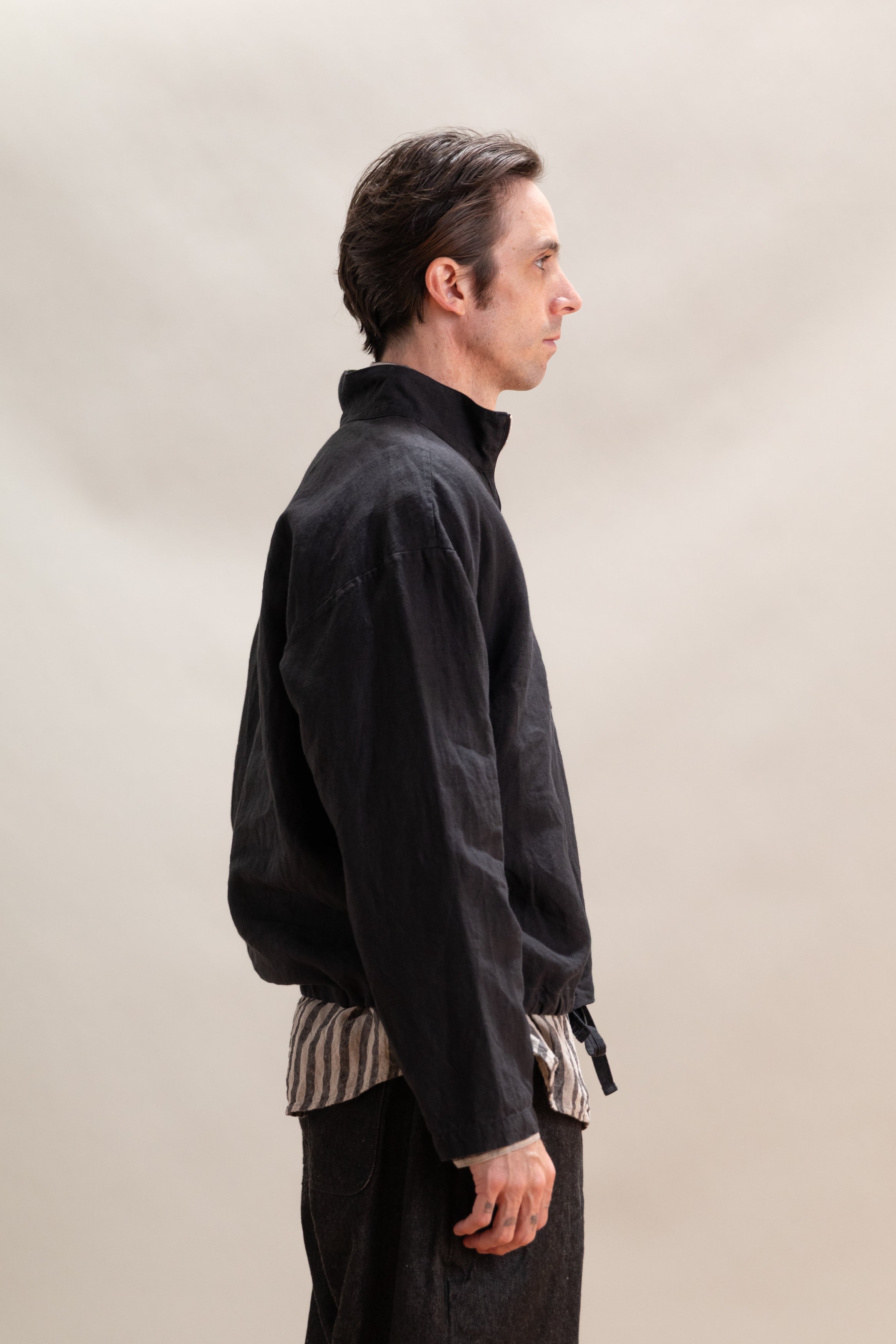 CRANE PULLOVER IN BLACK LINEN