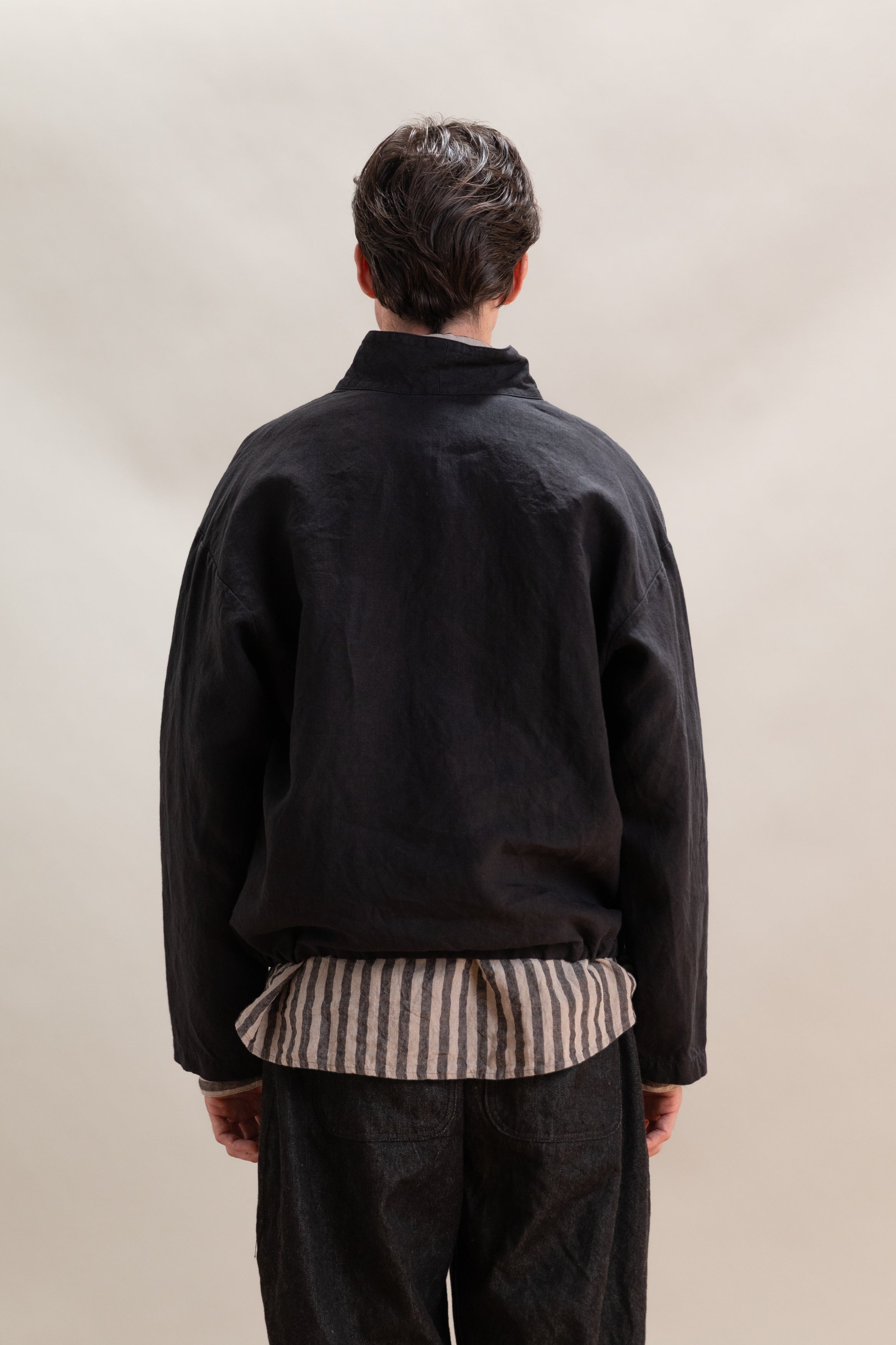 CRANE PULLOVER IN BLACK LINEN
