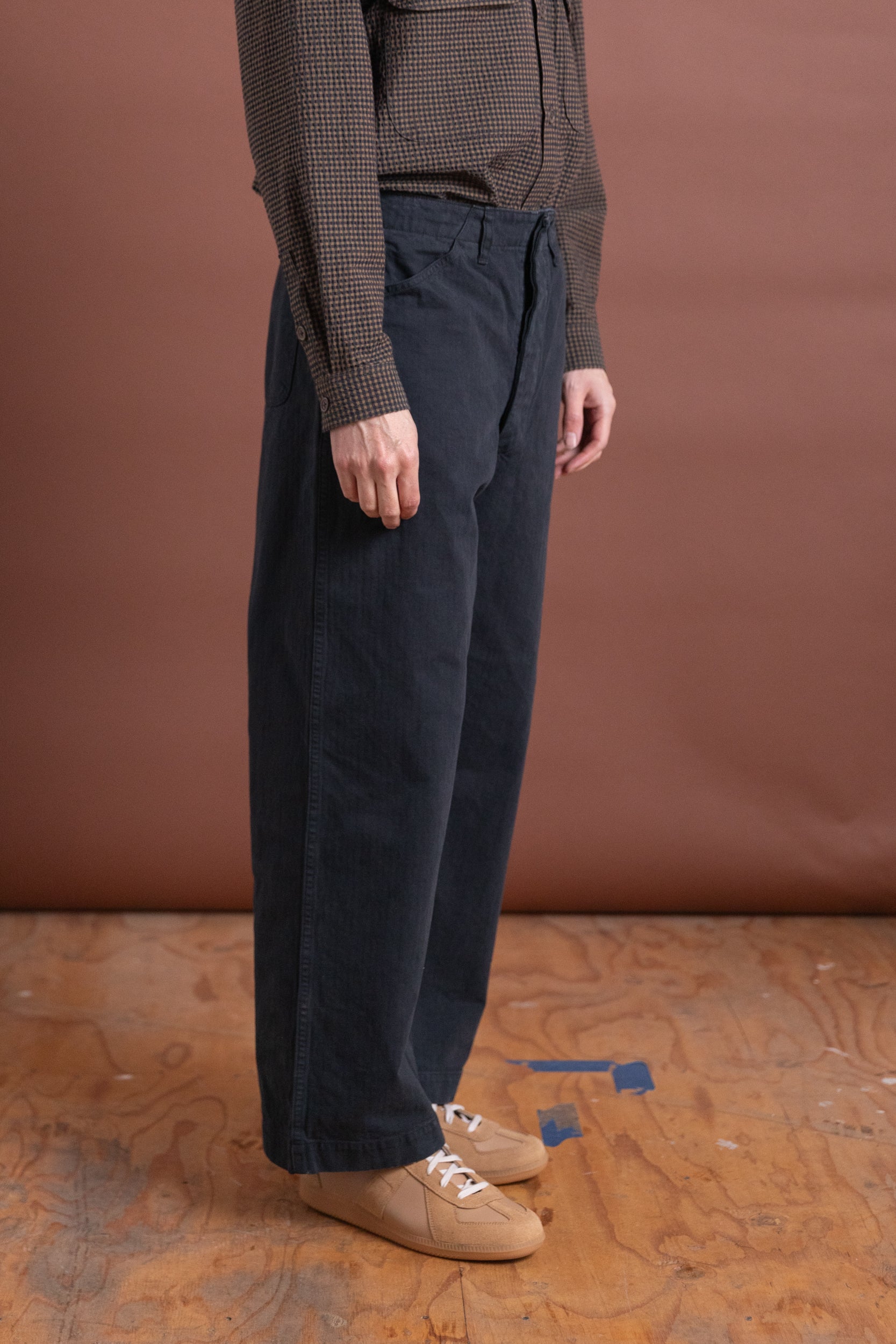 USMC HERRINGBONE WIDE FIT UTILITY TROUSERS IN BLACK