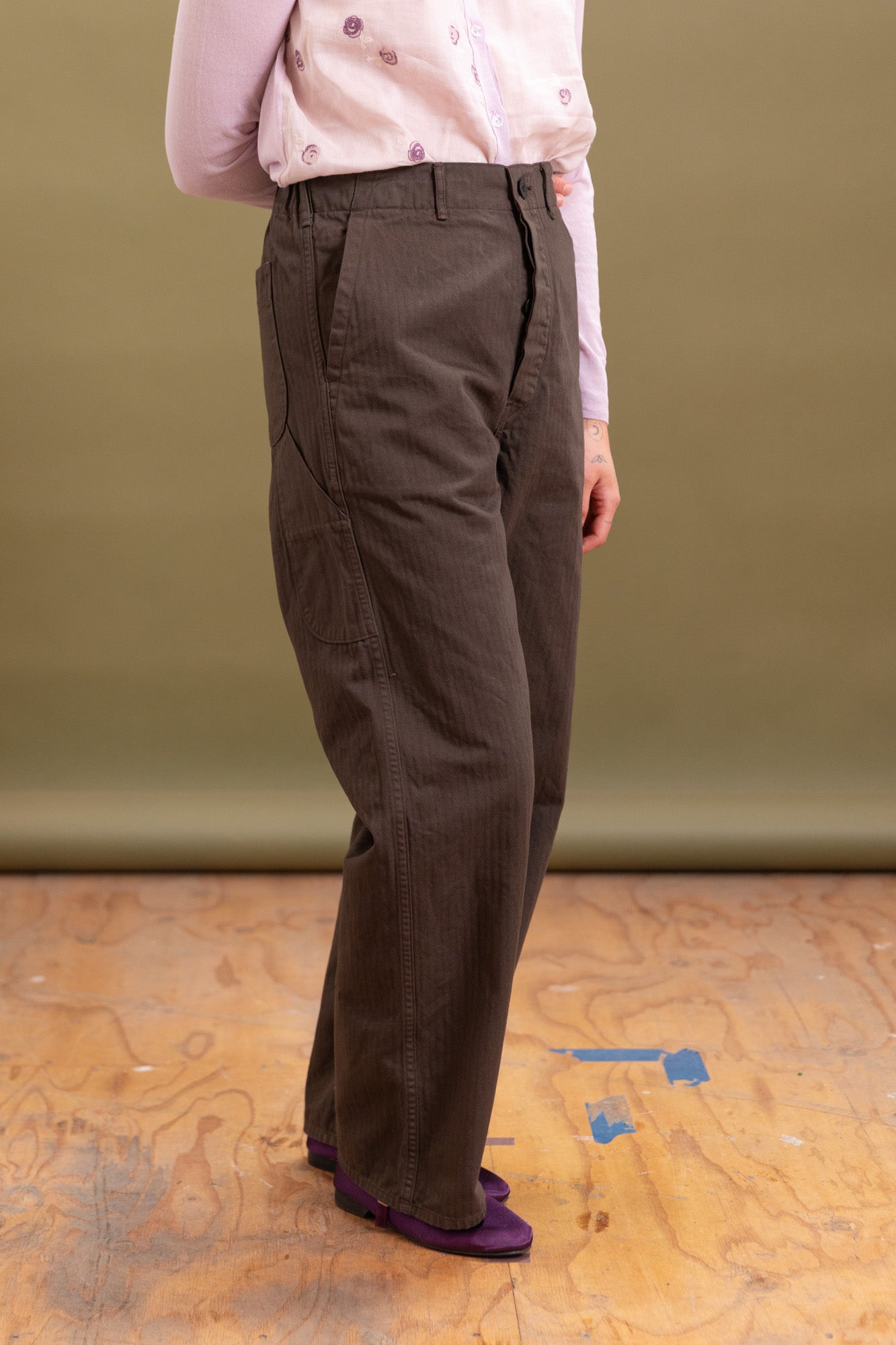 WIDE FIT FRENCH WORK PANTS IN COFFEE BROWN