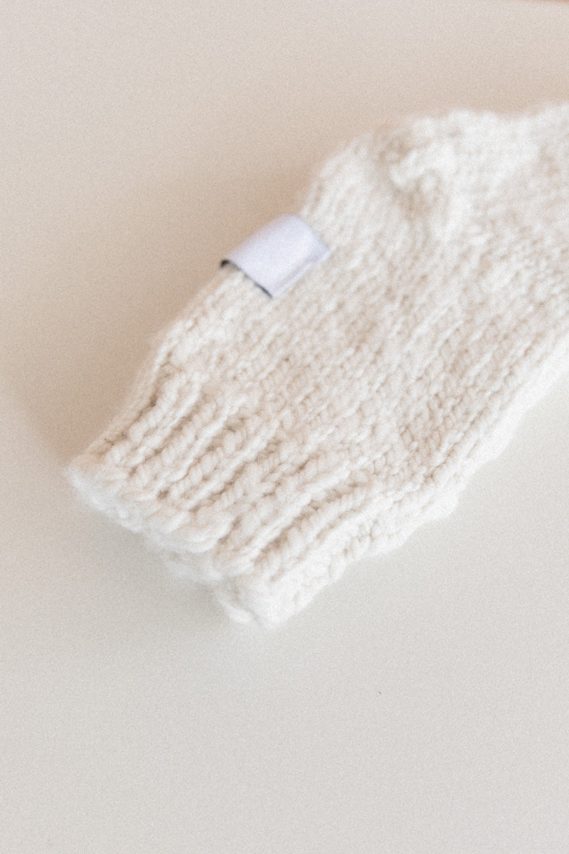 HAND SPUN AND KNITTED SORBUS SOCKS IN IVORY