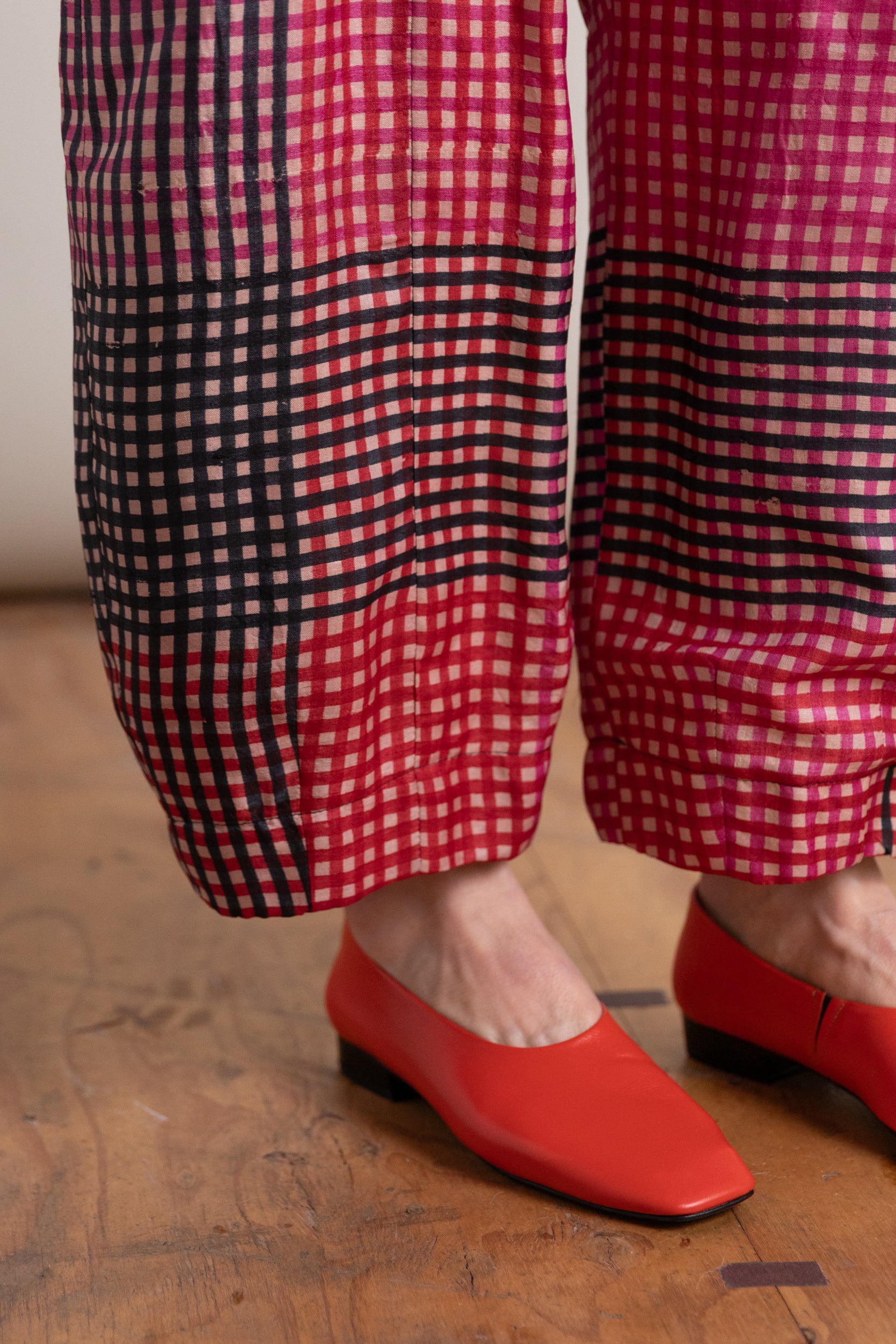 ASHBOLT PANTS IN PINK SILK CHECK