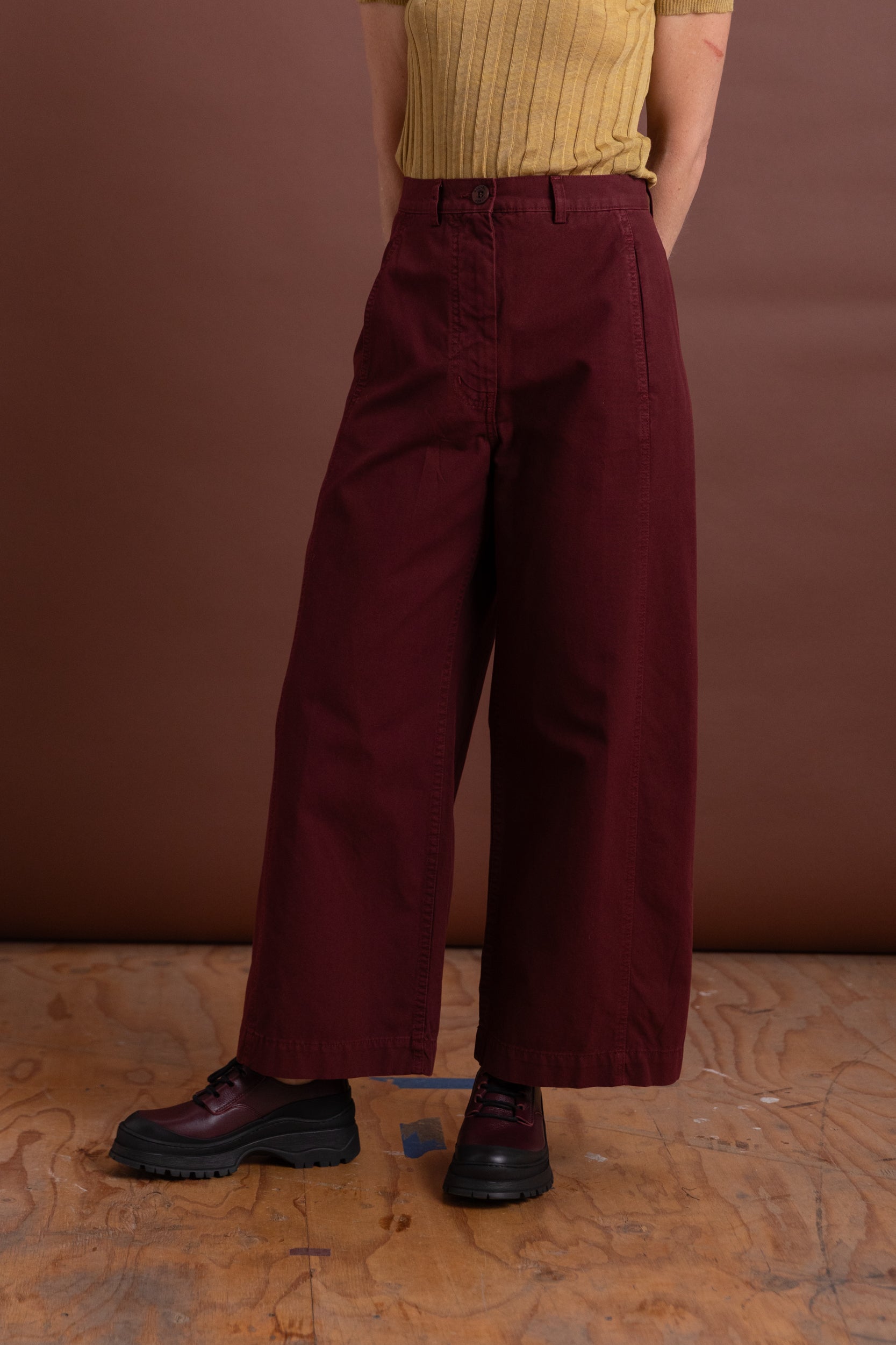 GARRA PANT IN WINE LIGHTWEIGHT CANVAS
