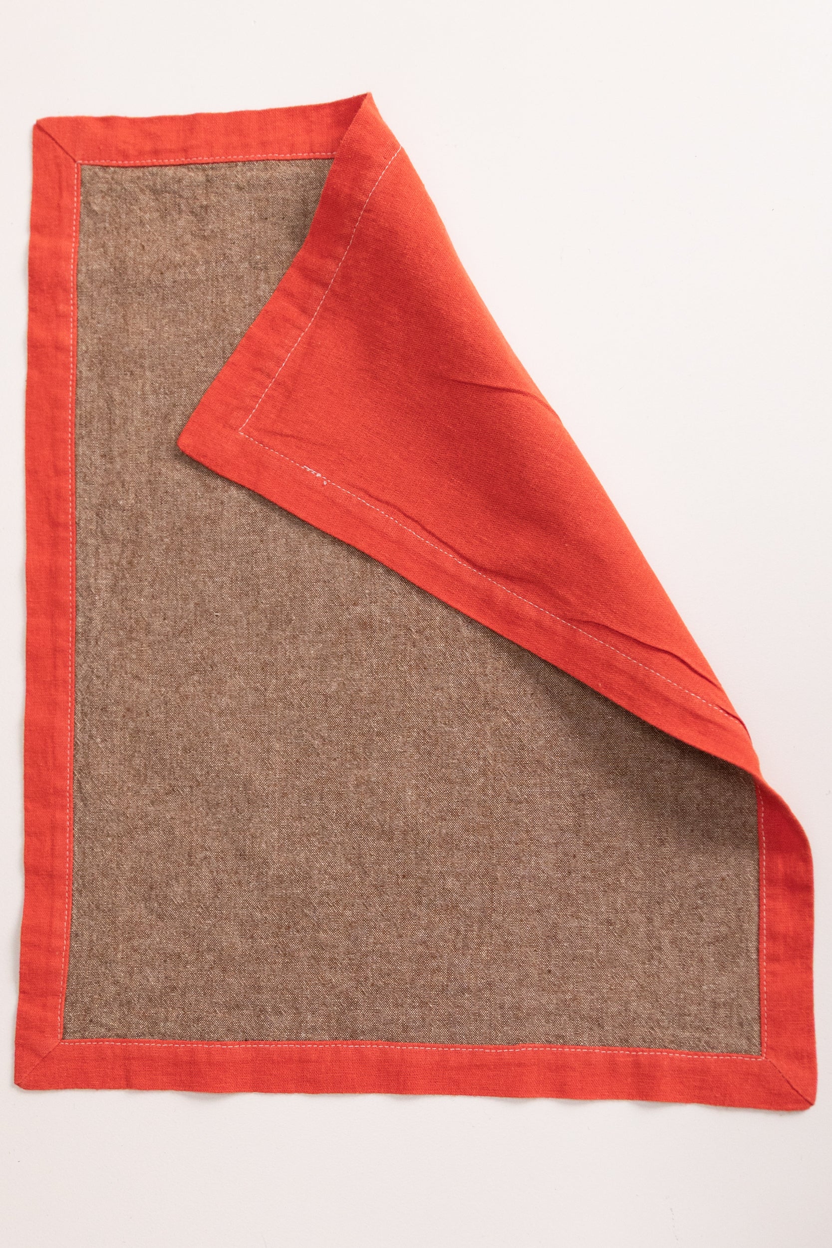 REVERSIBLE PLACEMAT IN BROWN - SET OF FOUR