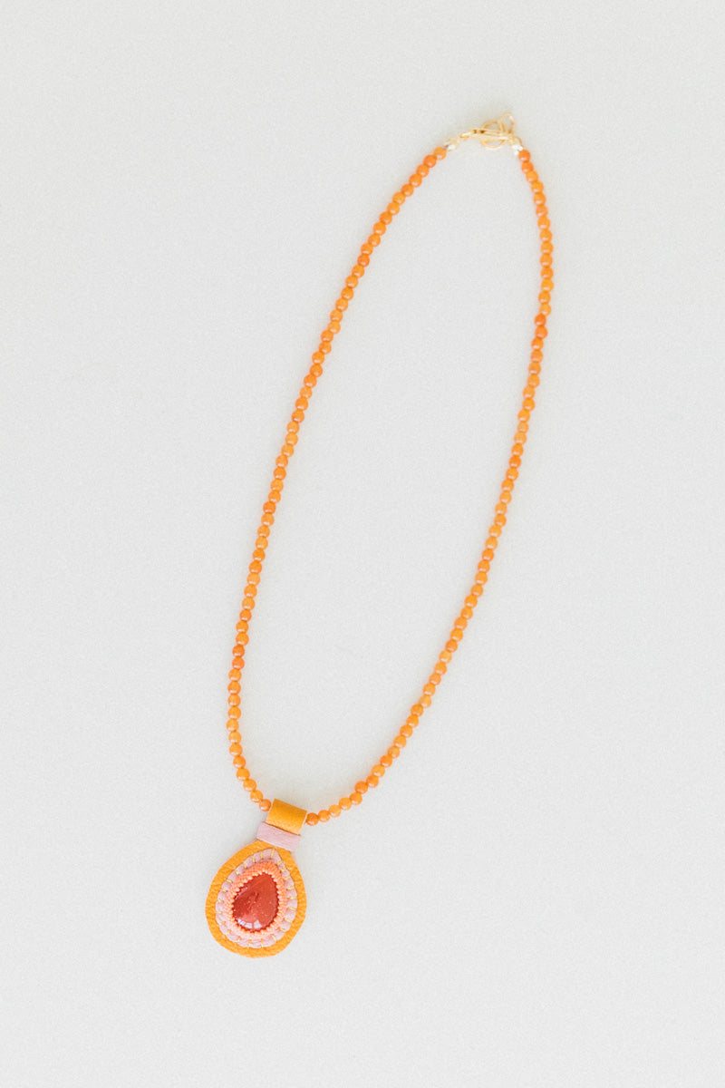 CHARM NECKLACE WITH CARNELIAN