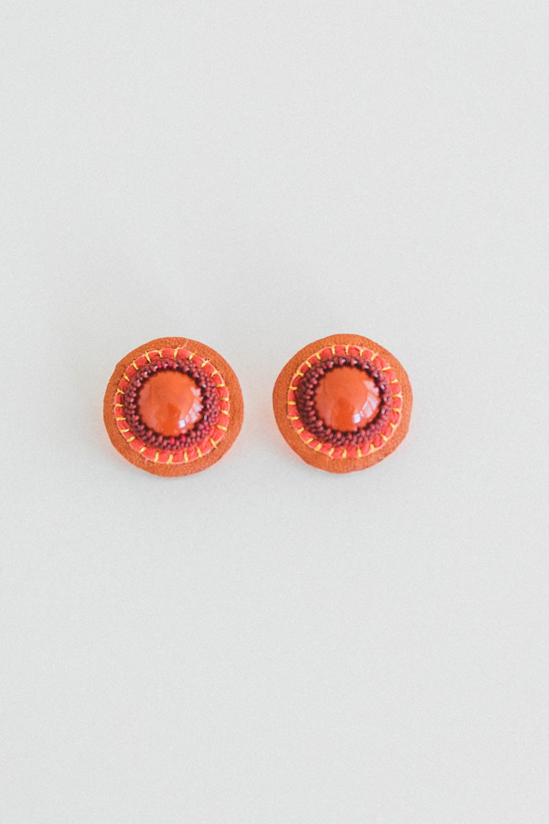 BUTTON EARRINGS WITH RED JASPER MONOCHROME