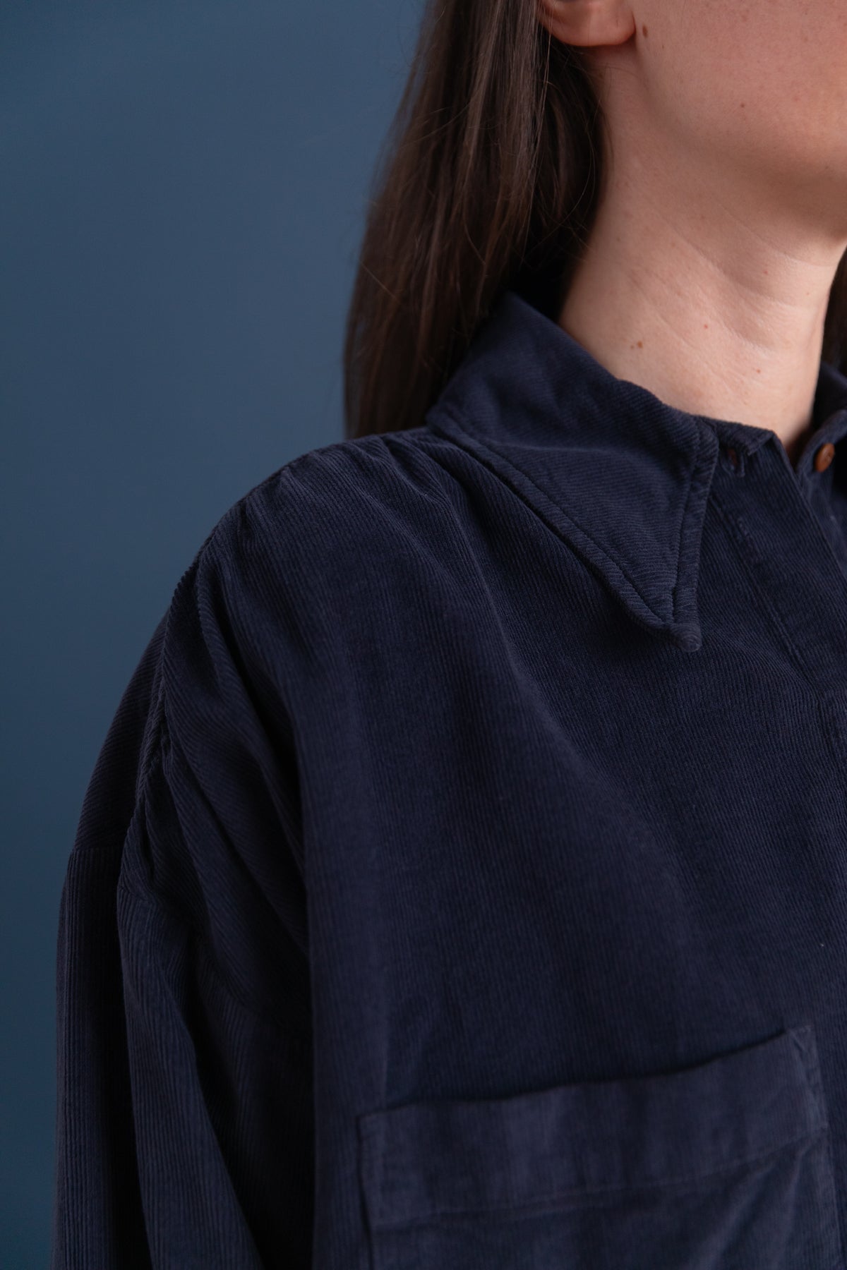 TALIA SHIRT IN NAVY CORD