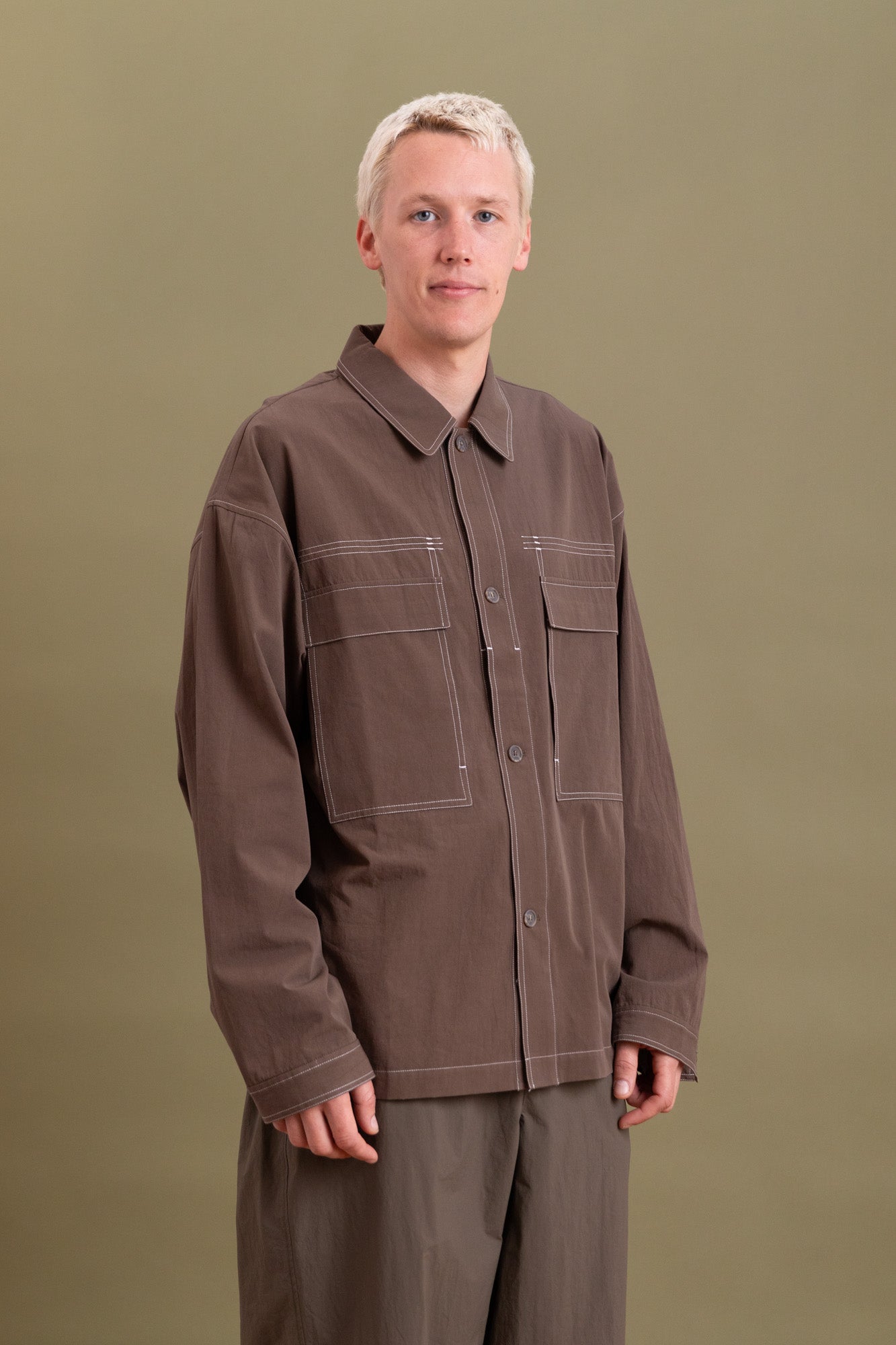 DROP SHIRT IN GRAPHITE