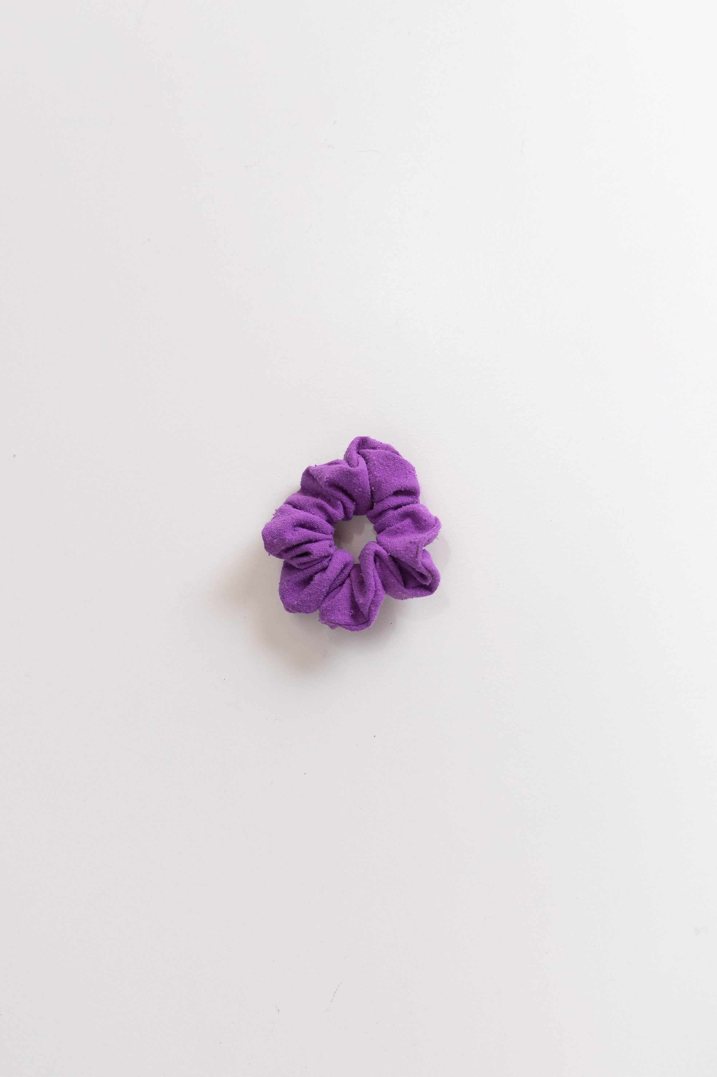 MINI SOLID PURPLE SILK SCRUNCHIE