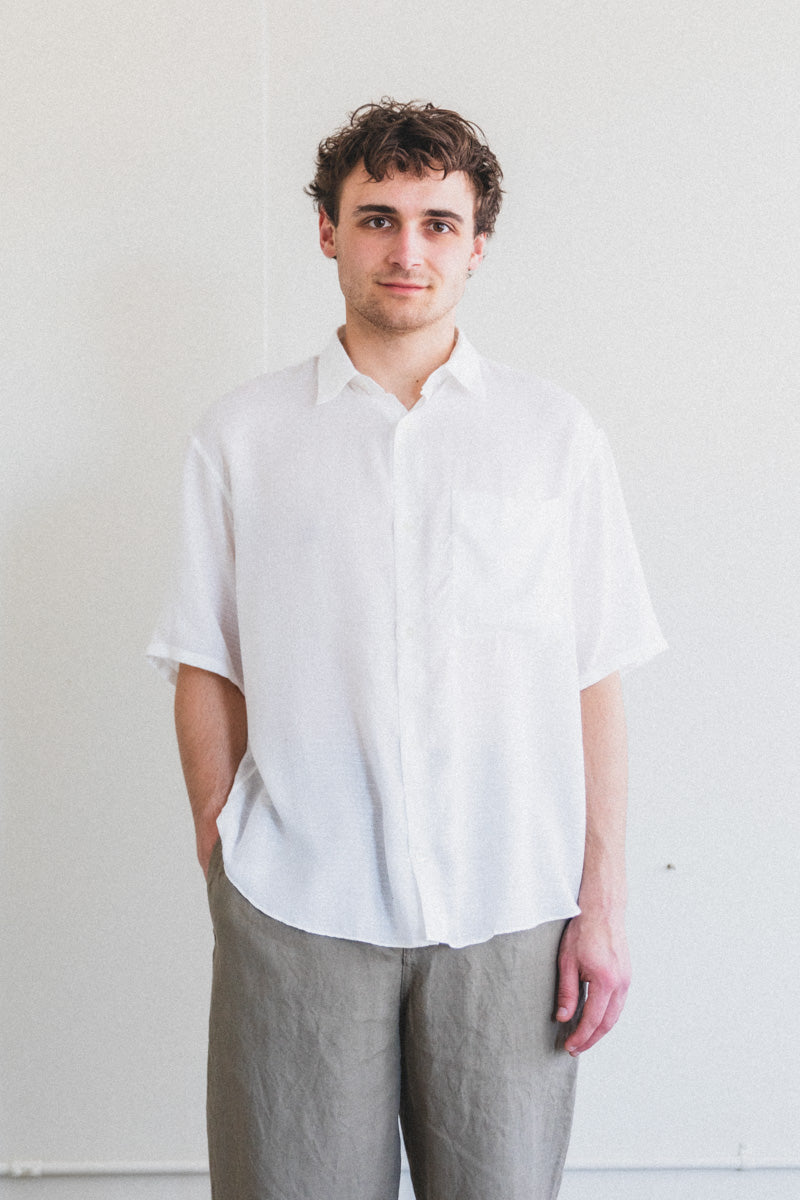 ETERNAL SHORT SLEEVE SUMMER SHIRT IN MILK FABRIC
