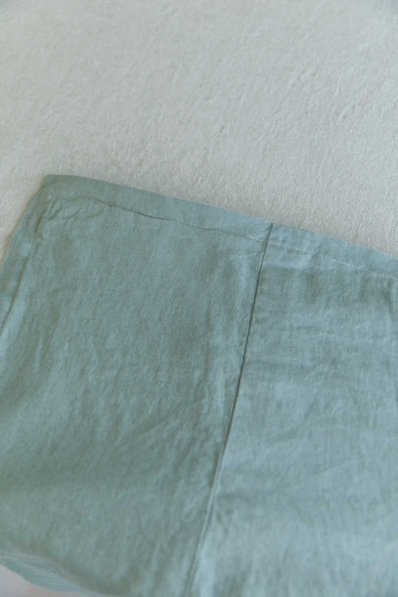 REVERSIBLE TABLECLOTH IN MOSS