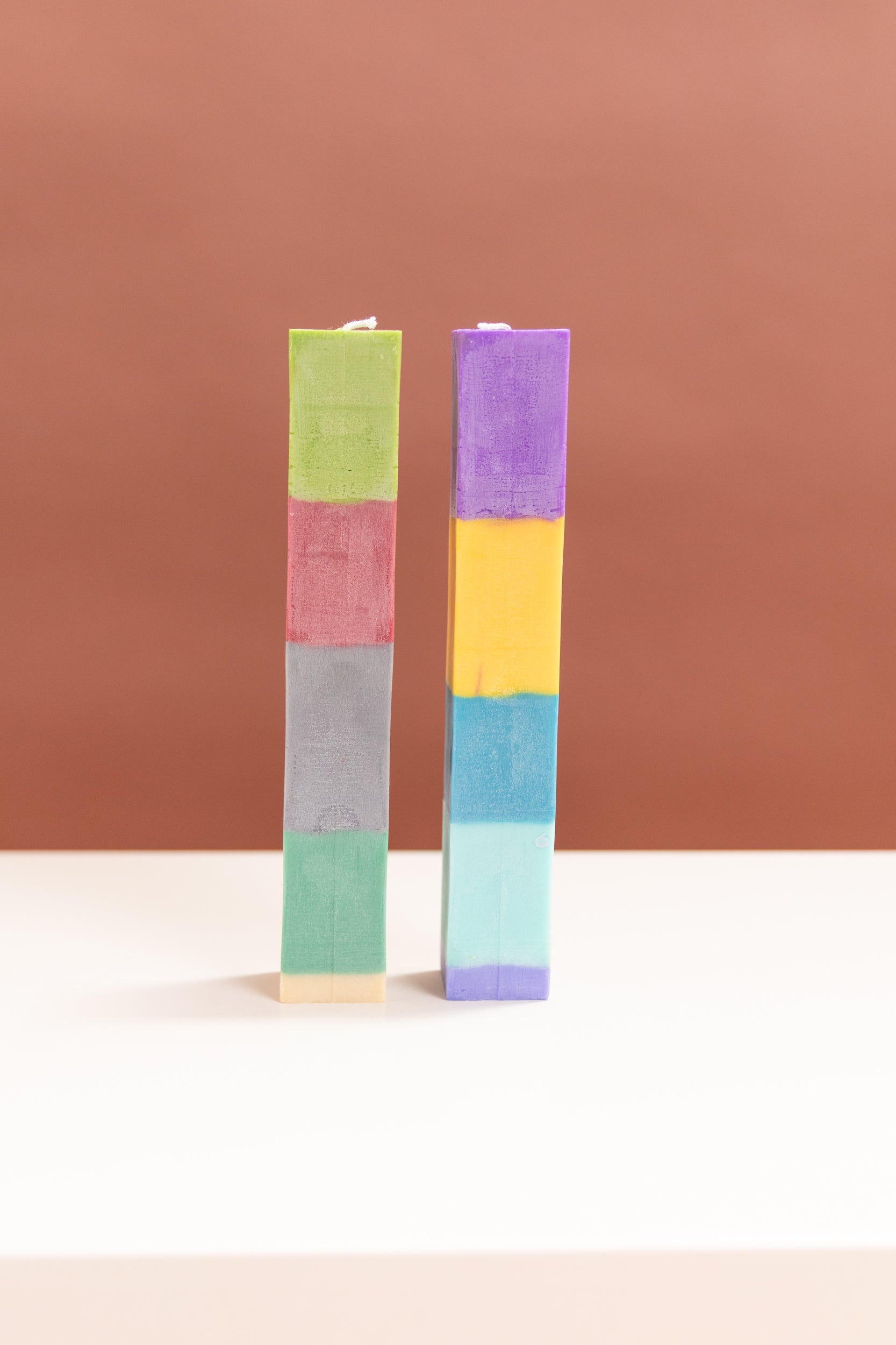 SQUARE COLOR STUDY CANDLE STICKS