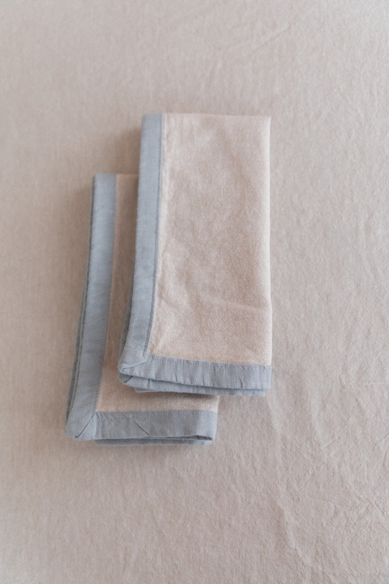 EDGED NAPKINS IN CREAM LINEN - SET OF TWO