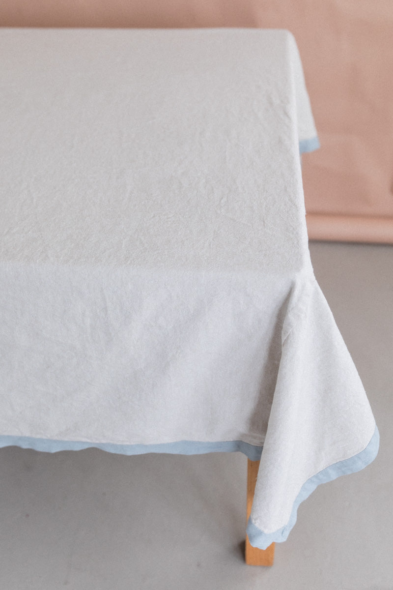 REVERSIBLE TABLECLOTH IN CREAM