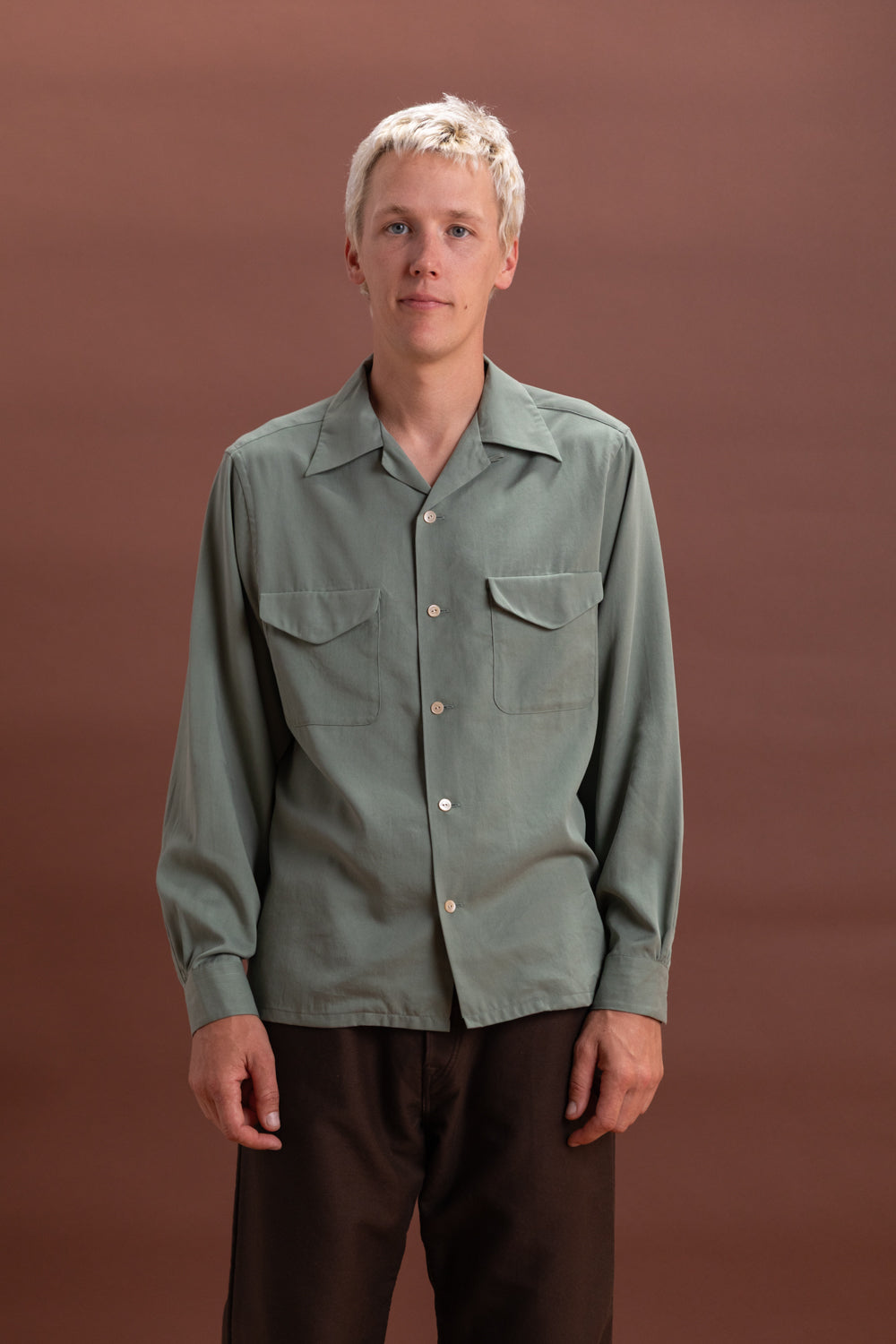LOT 101 OPEN COLLAR SHIRT IN SAGE GREEN