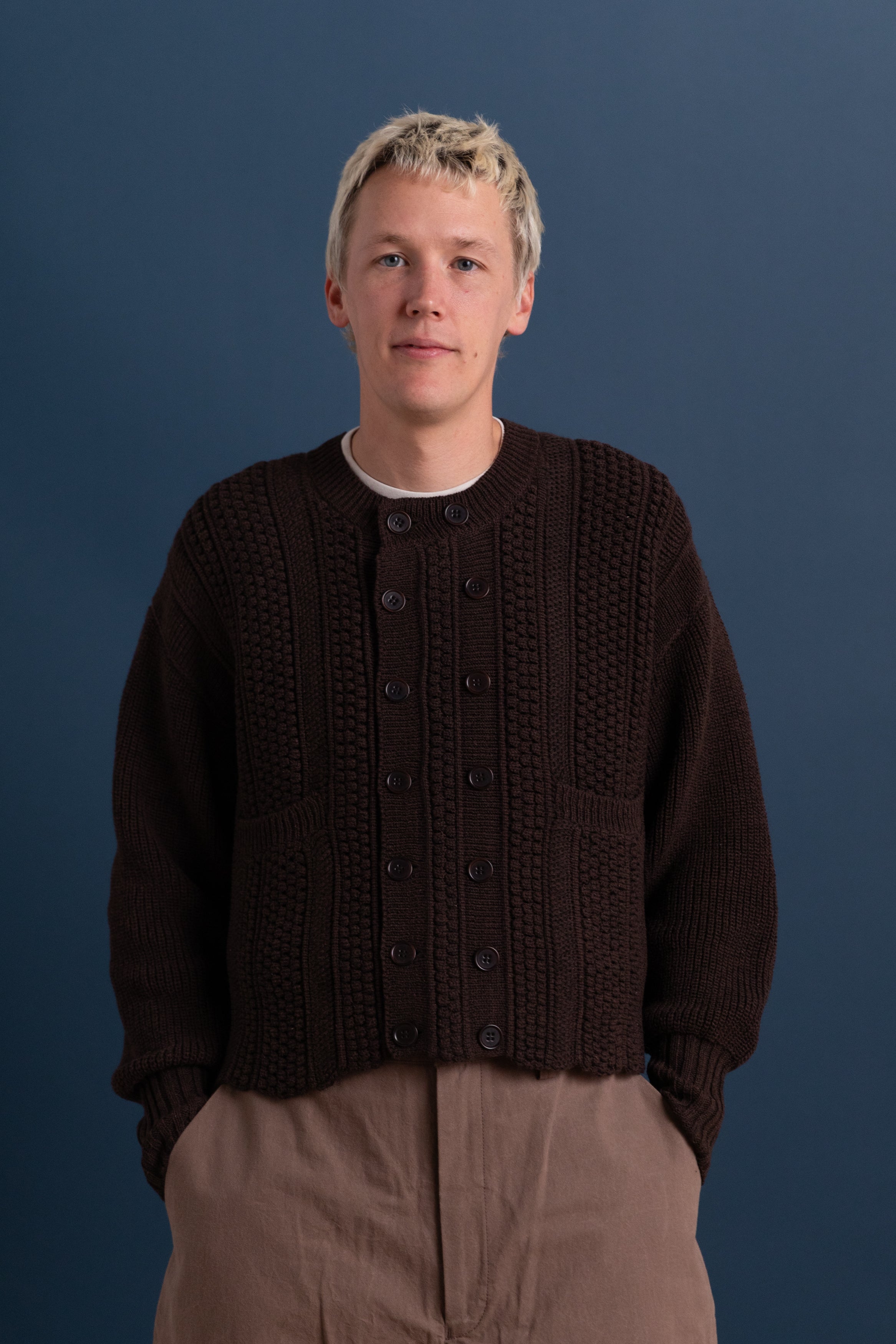 LOT 506 DOUBLE BREASTED CARDIGAN IN BROWN