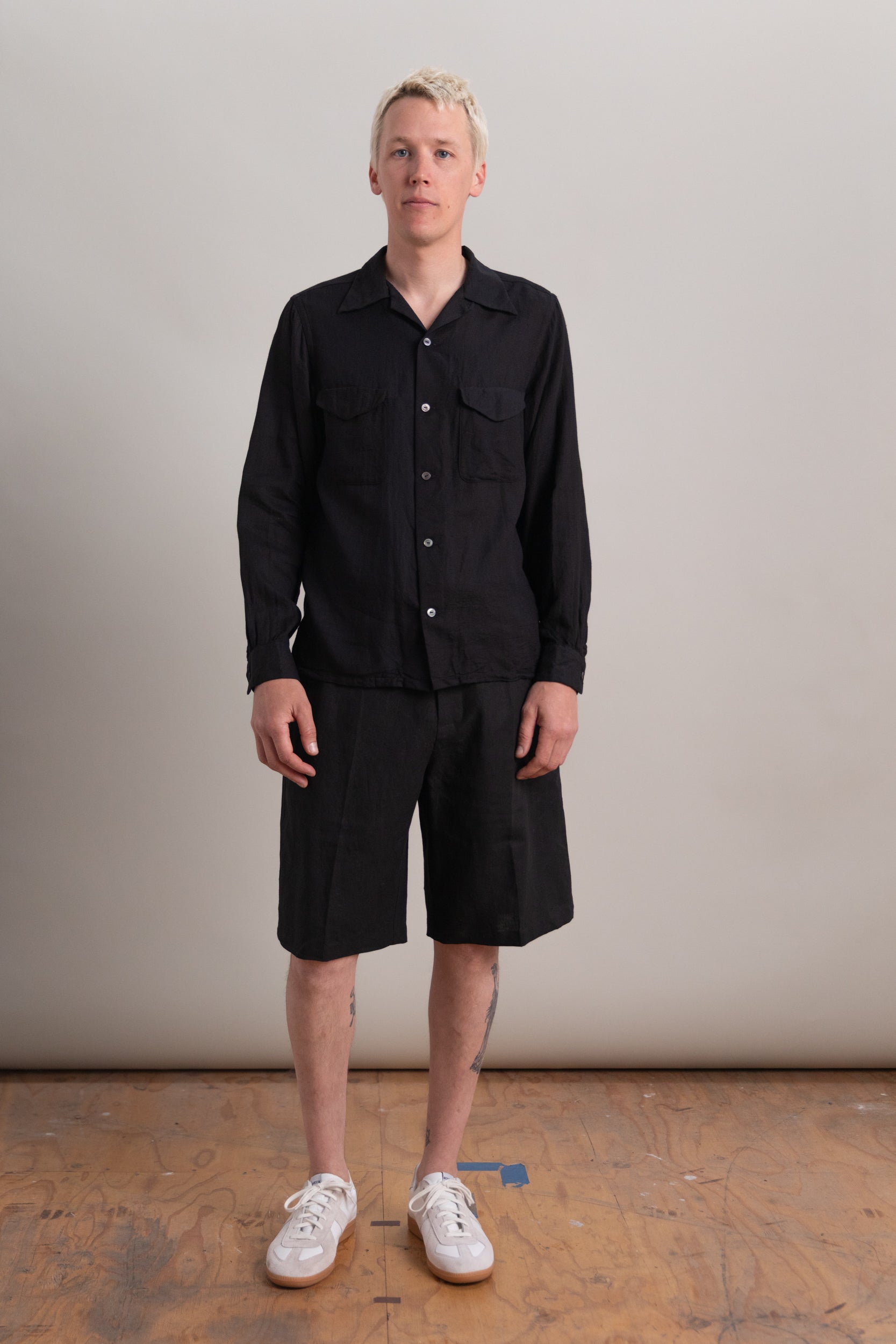 LOT 101 OPEN COLLAR SHIRT IN BLACK