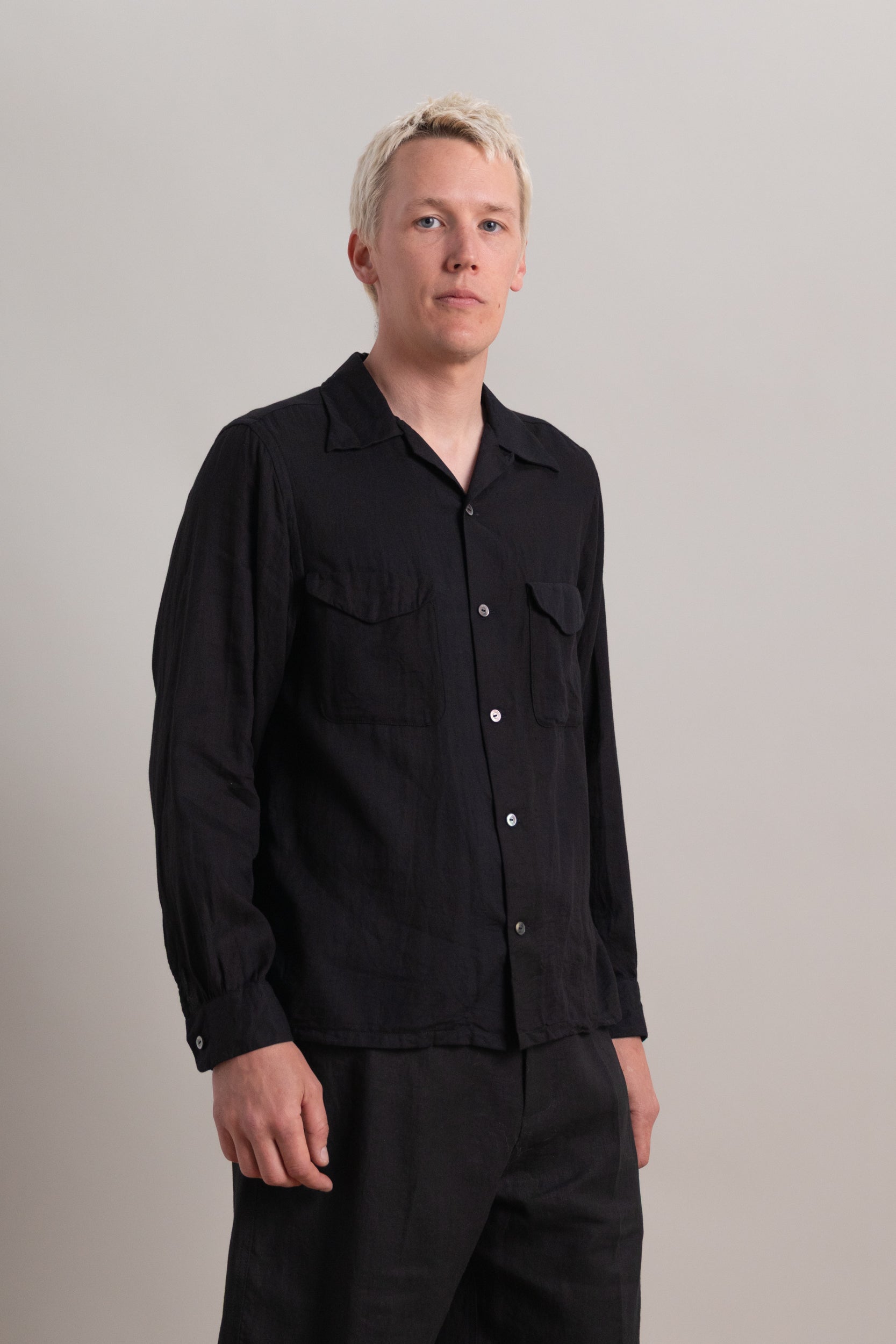 LOT 101 OPEN COLLAR SHIRT IN BLACK