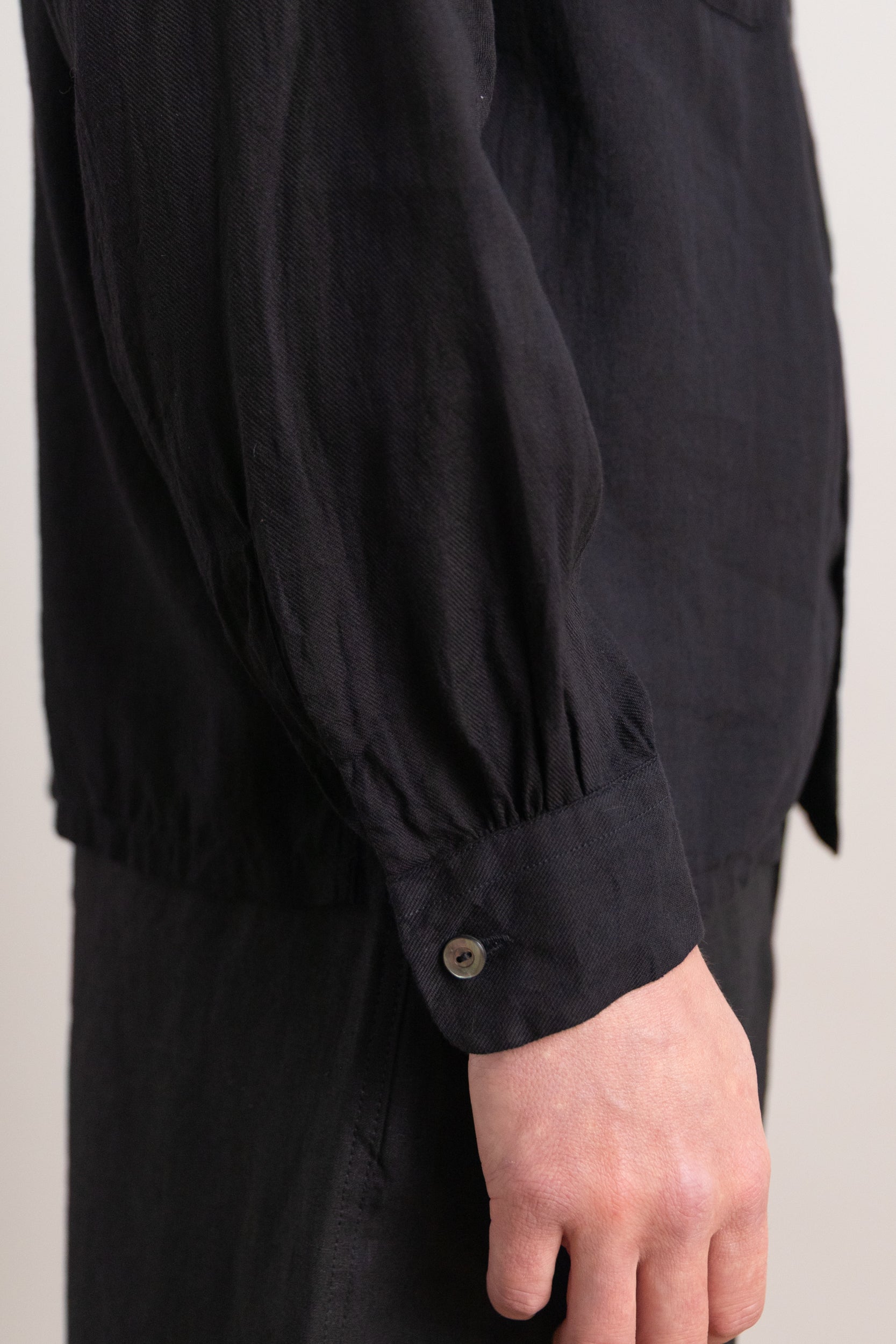 LOT 101 OPEN COLLAR SHIRT IN BLACK