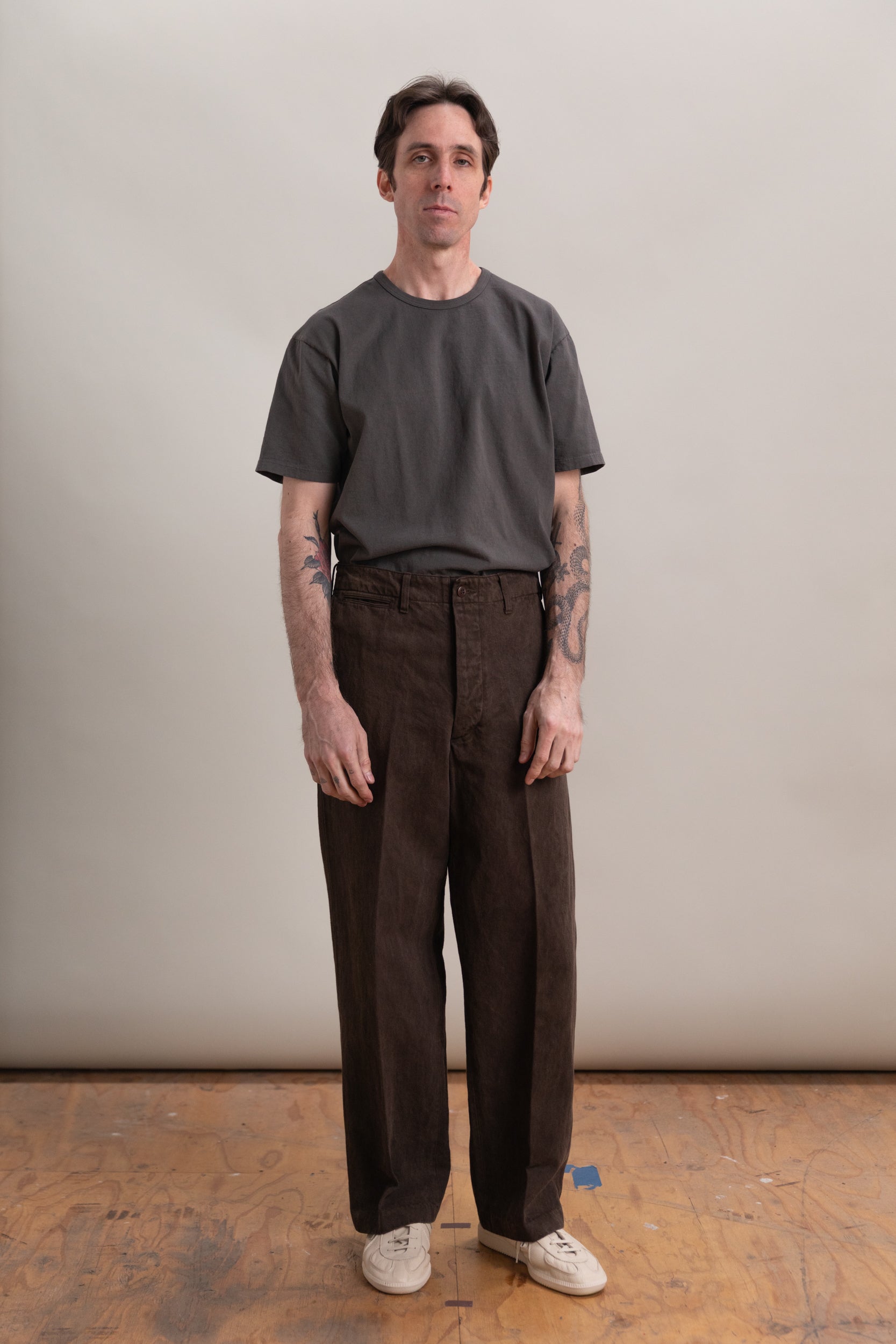 LOT 221 FIELD TROUSERS IN MUD DYED BROWN