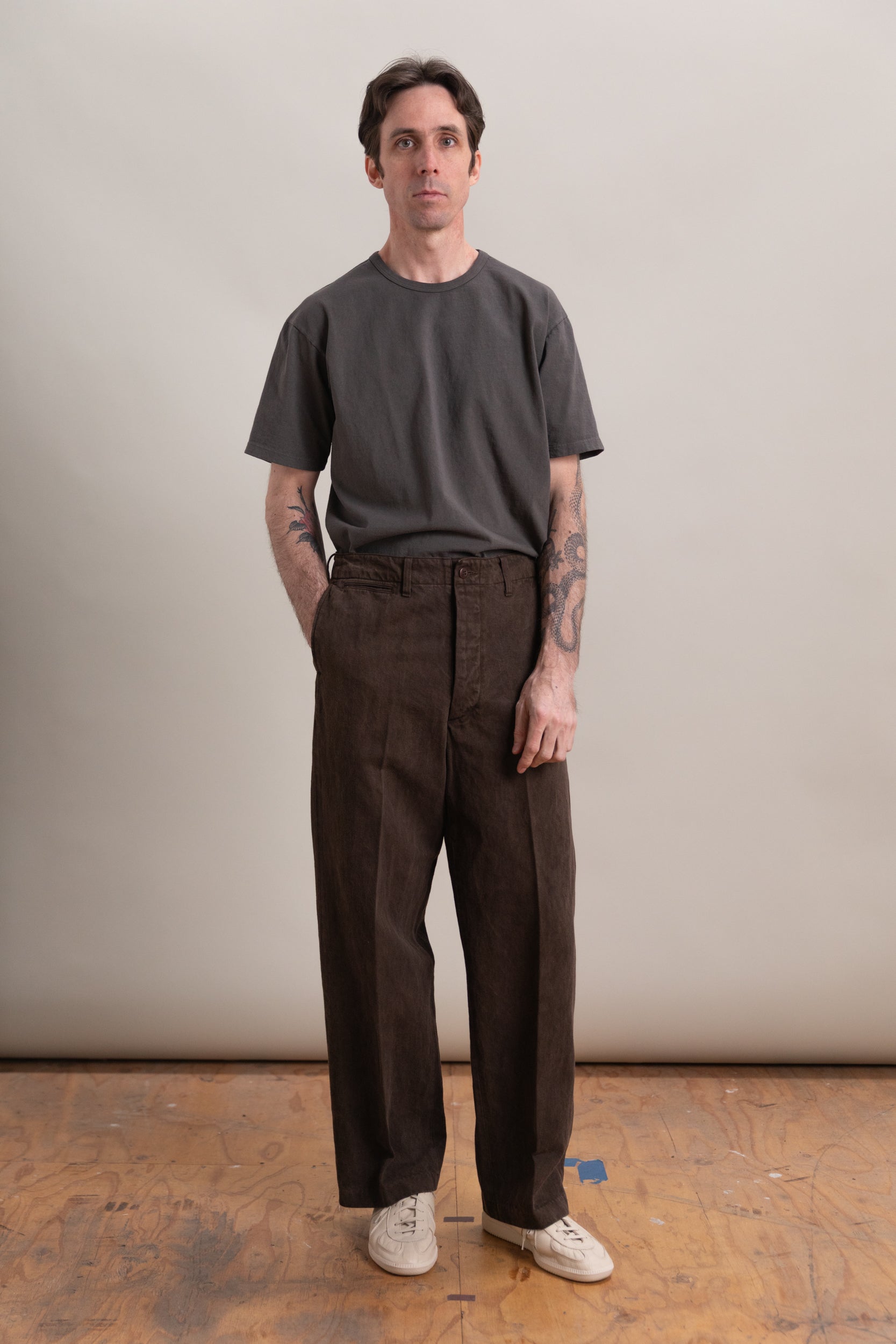 LOT 221 FIELD TROUSERS IN MUD DYED BROWN