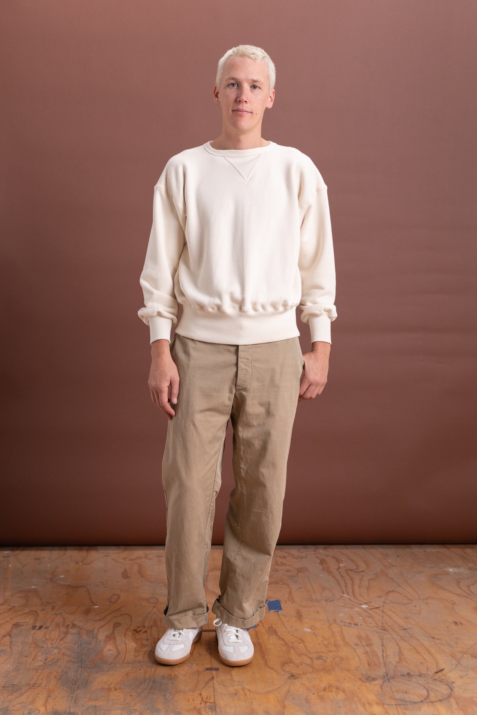 LOT 603 SWEATSHIRT IN IVORY