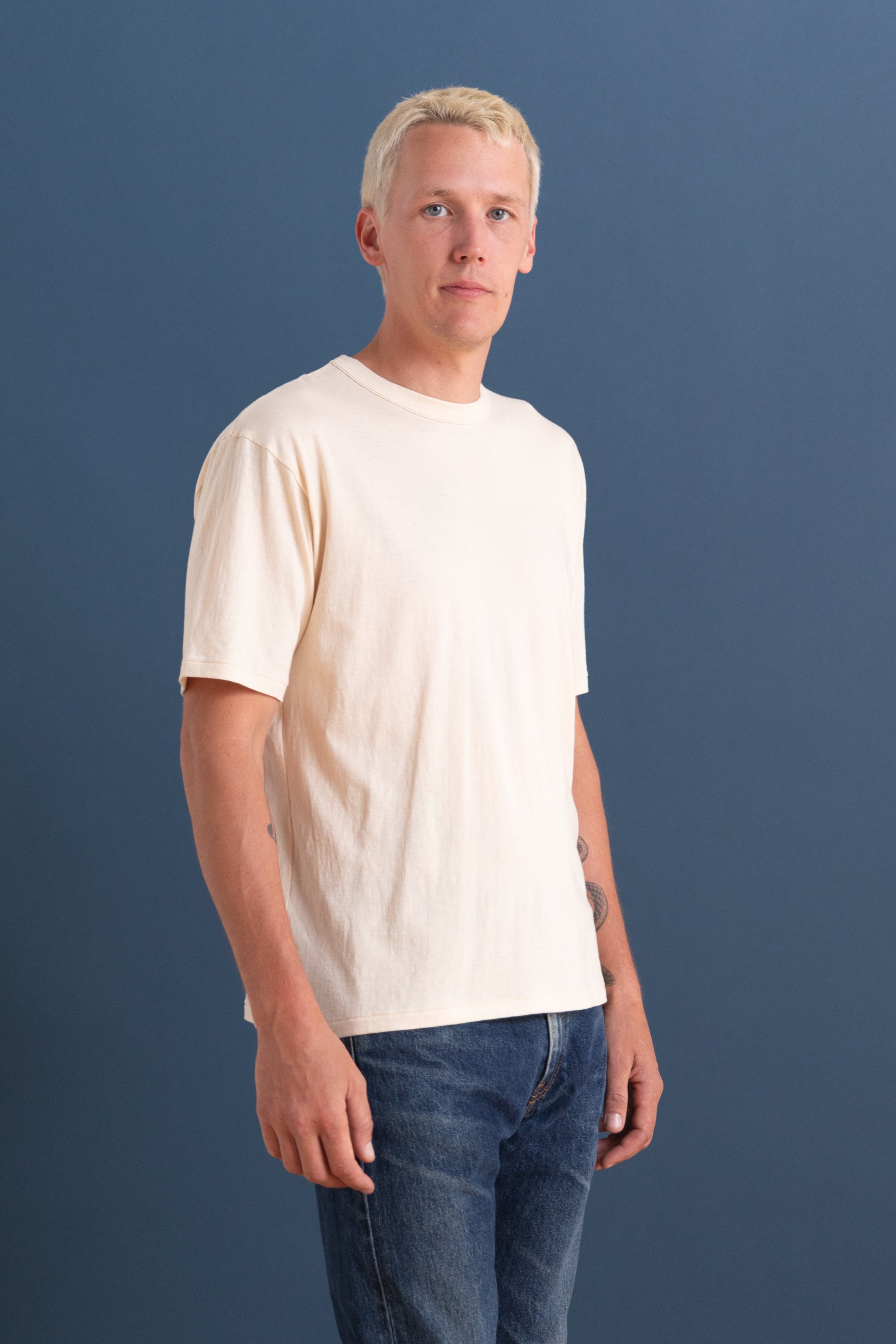 LOT 616 TEE SHIRT IN IVORY