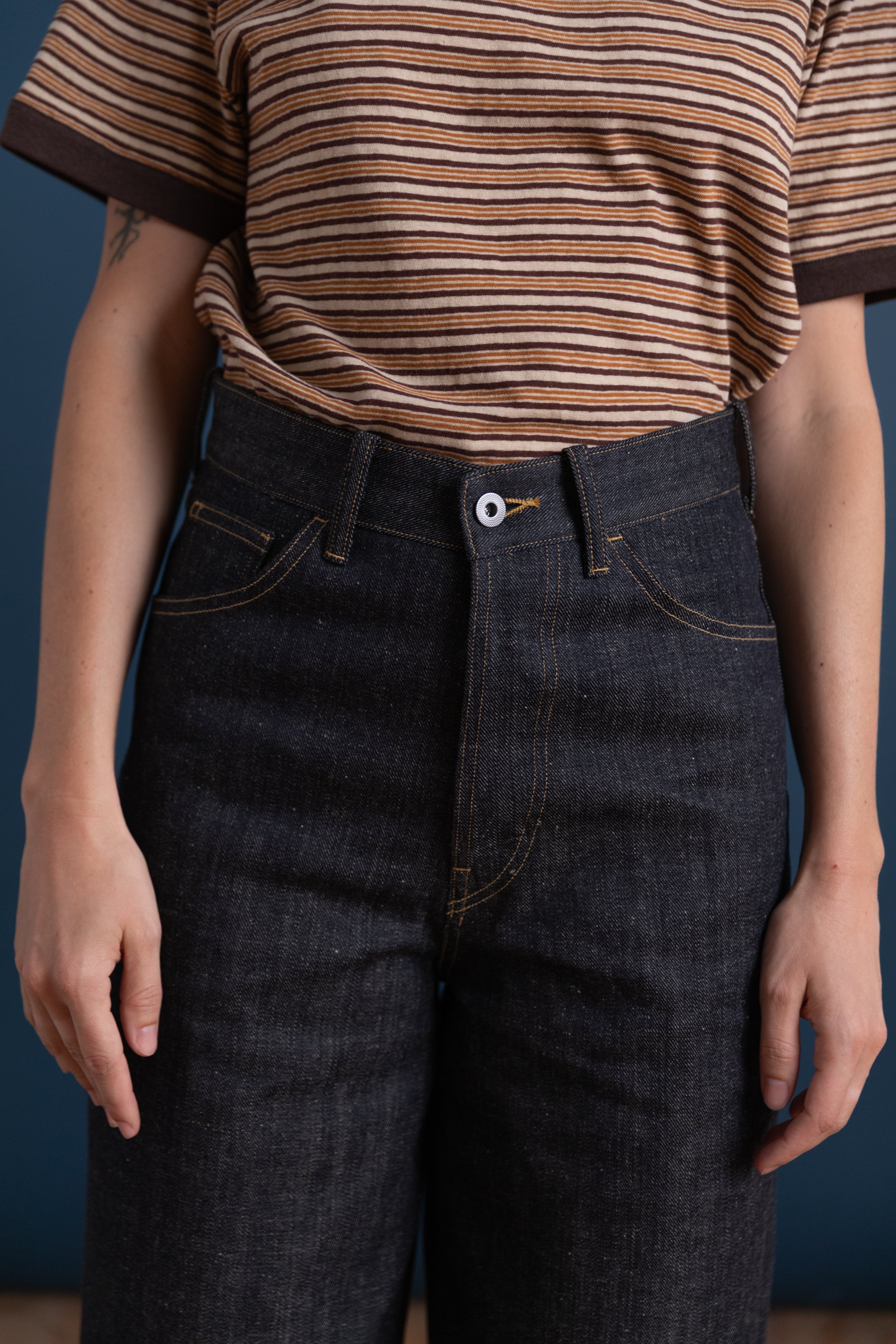 WIDE STRAIGHT TROUSERS IN RAW INDIGO