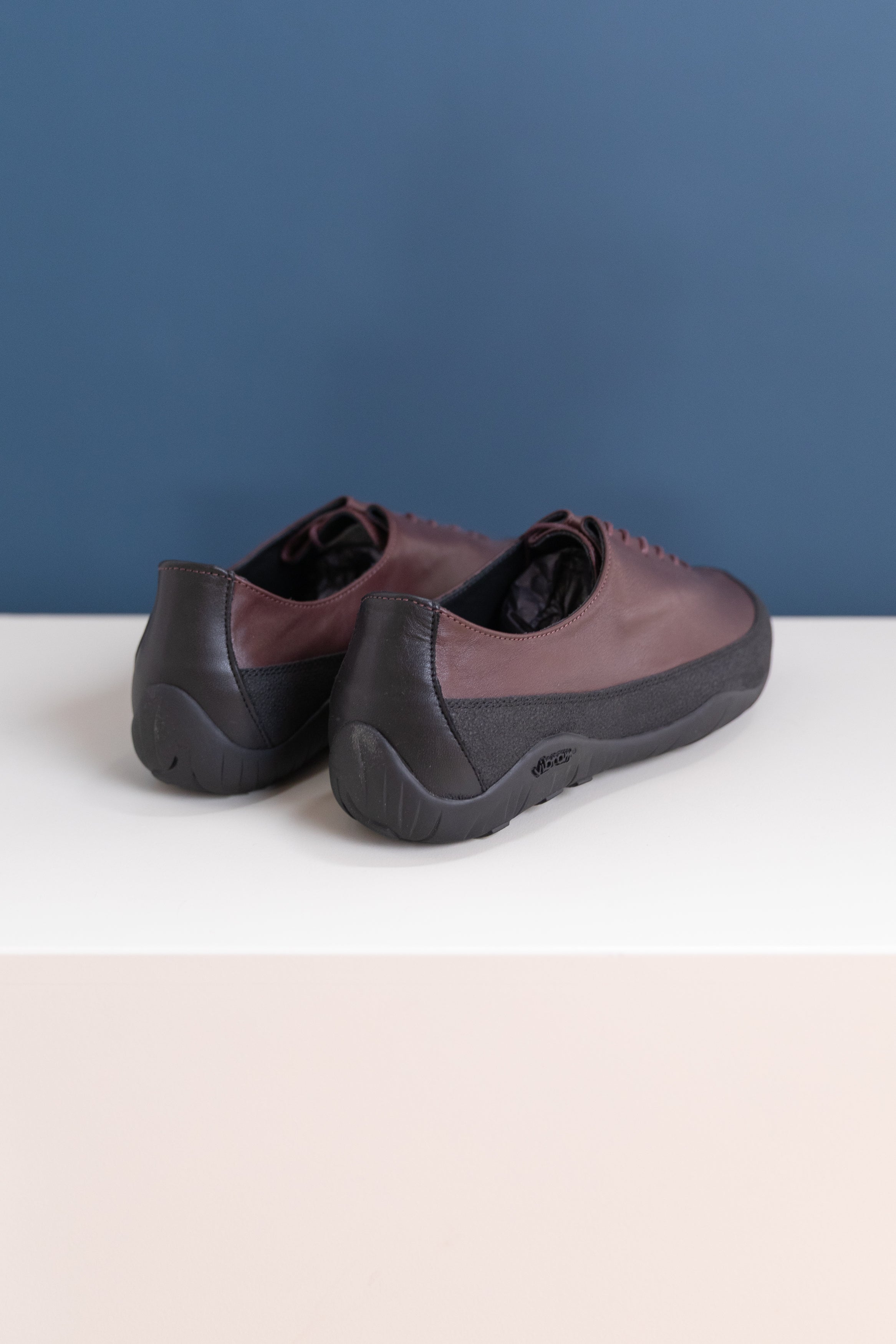 WANDERER IN PLUM LEATHER