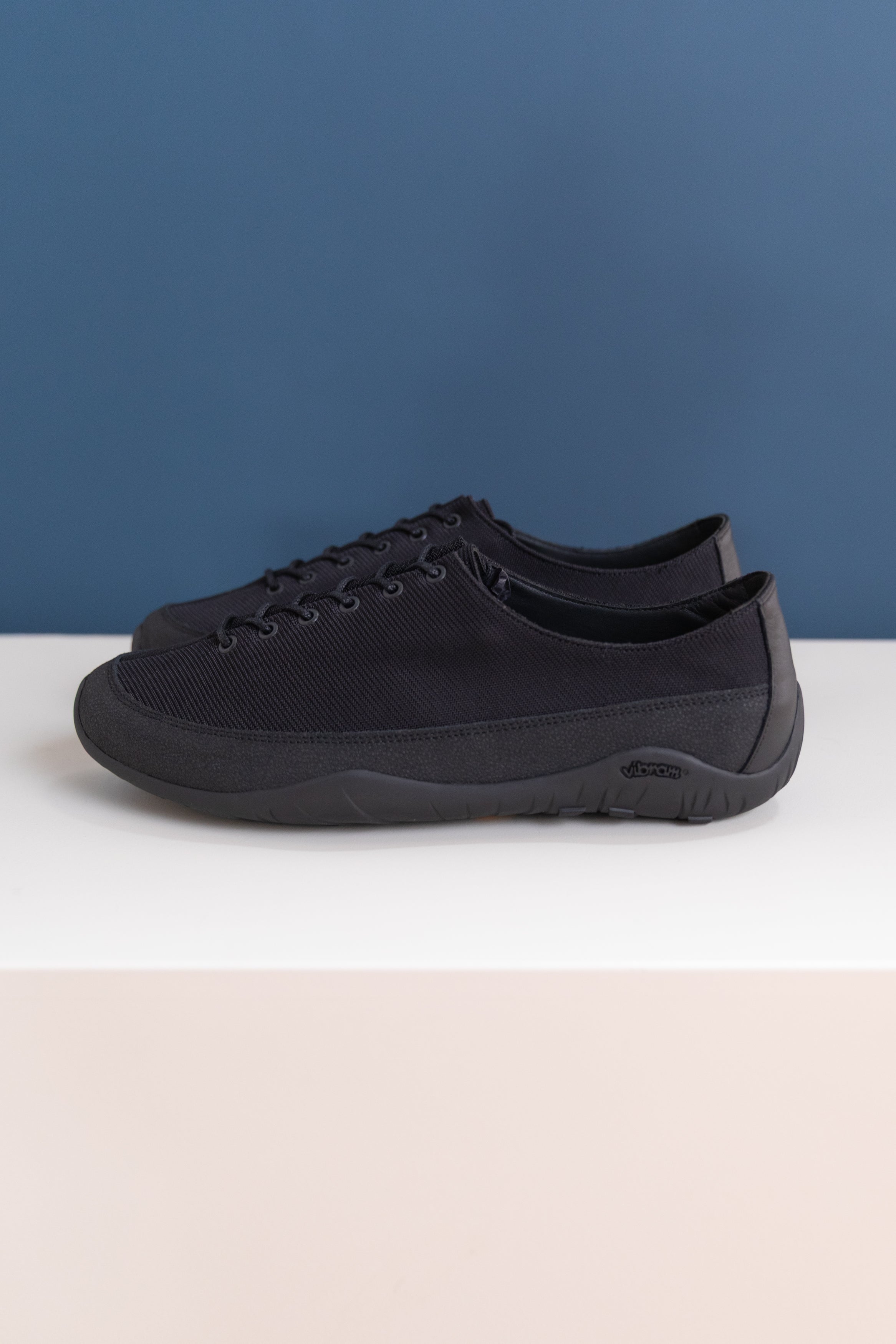 WANDERER IN BLACK CORDURA