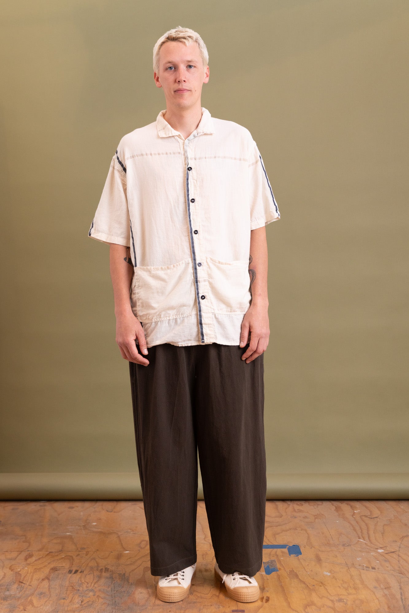 SHORT SLEEVE FLIPPED COLLAR SHIRT IN RINSED HANDKERCHIEF CHECK