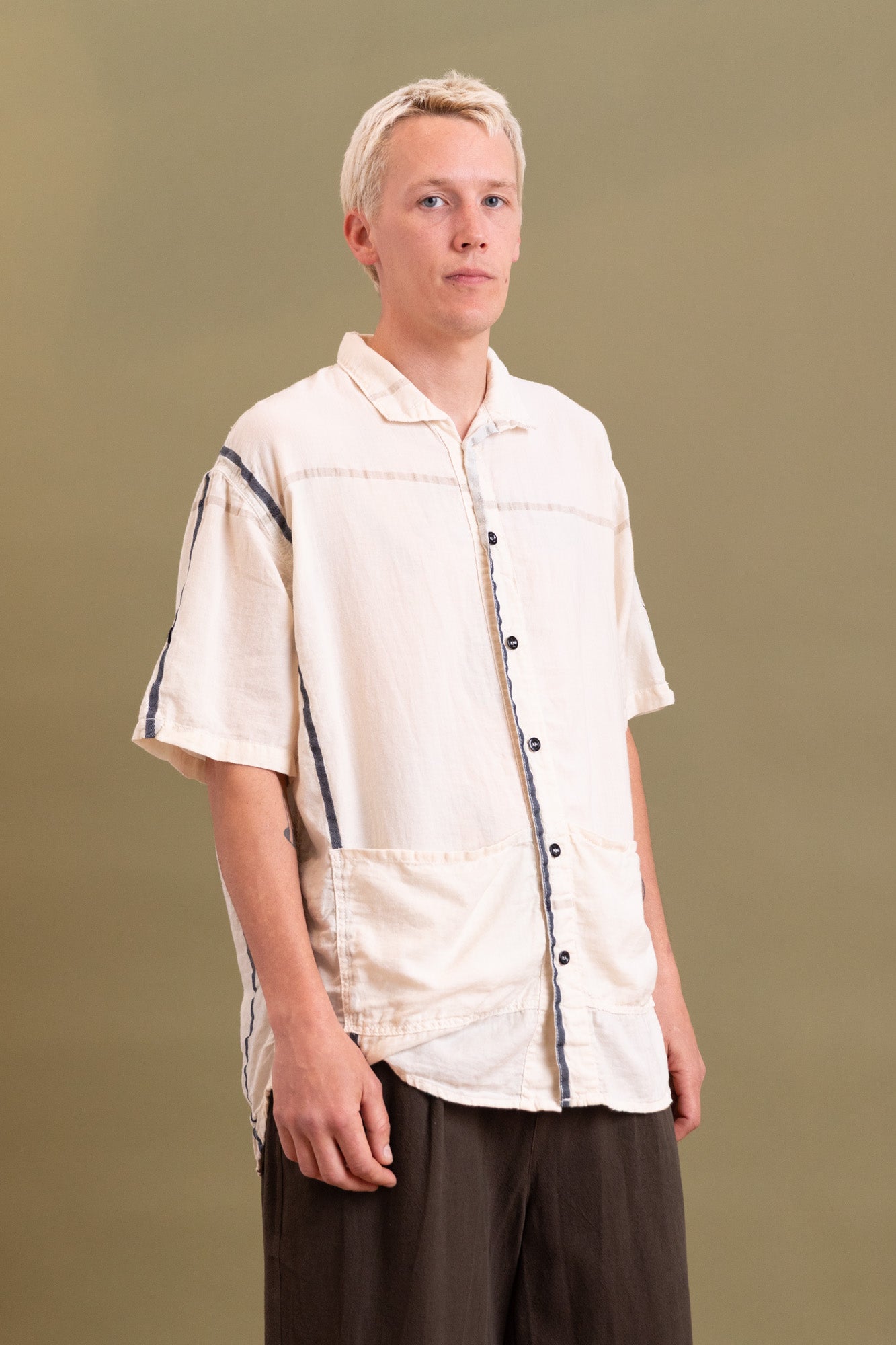 SHORT SLEEVE FLIPPED COLLAR SHIRT IN RINSED HANDKERCHIEF CHECK