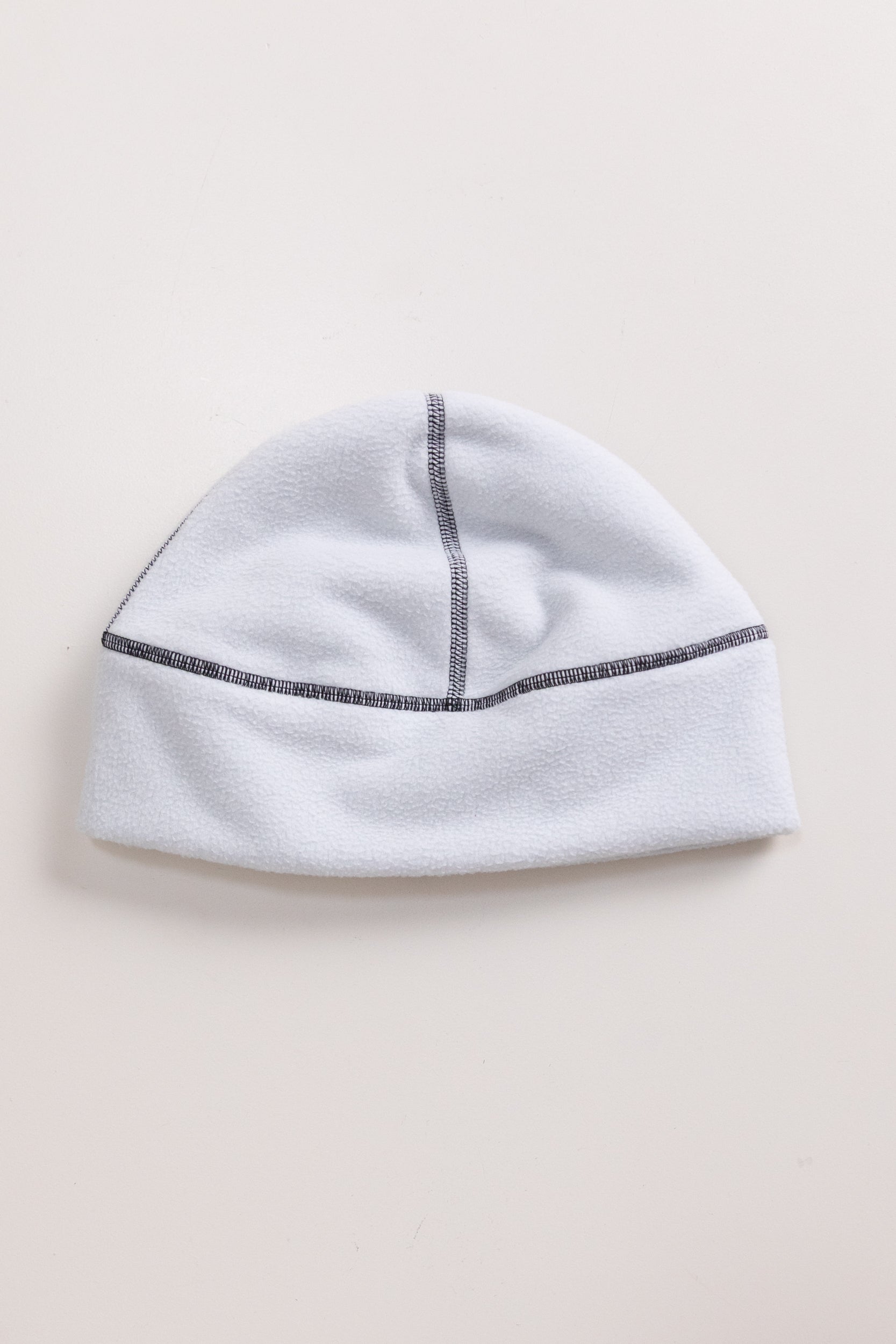 WIND PRO BEANIE IN GLACIER GREY/BLACK