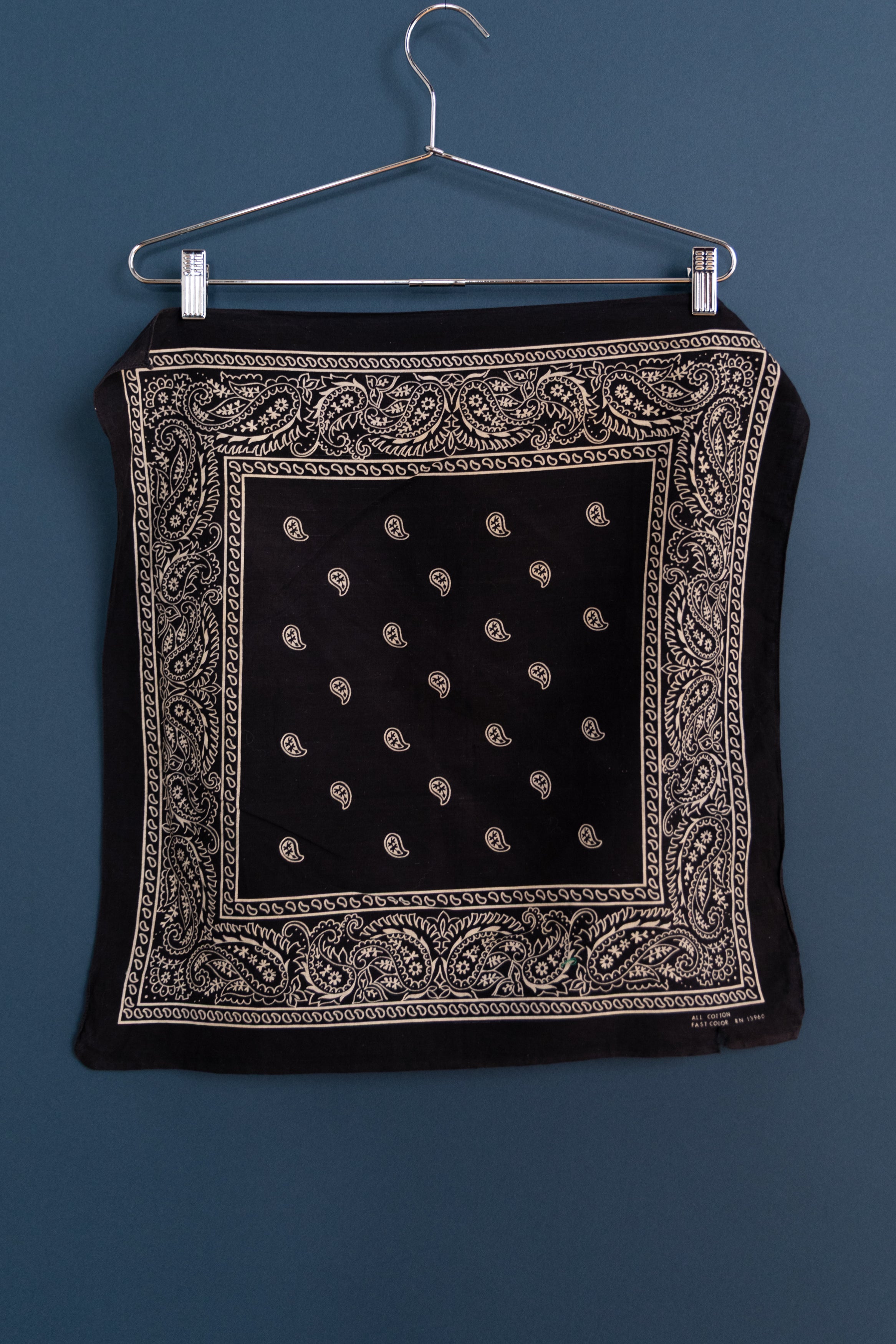 VINTAGE BLACK COTTON HANDKERCHIEF 04