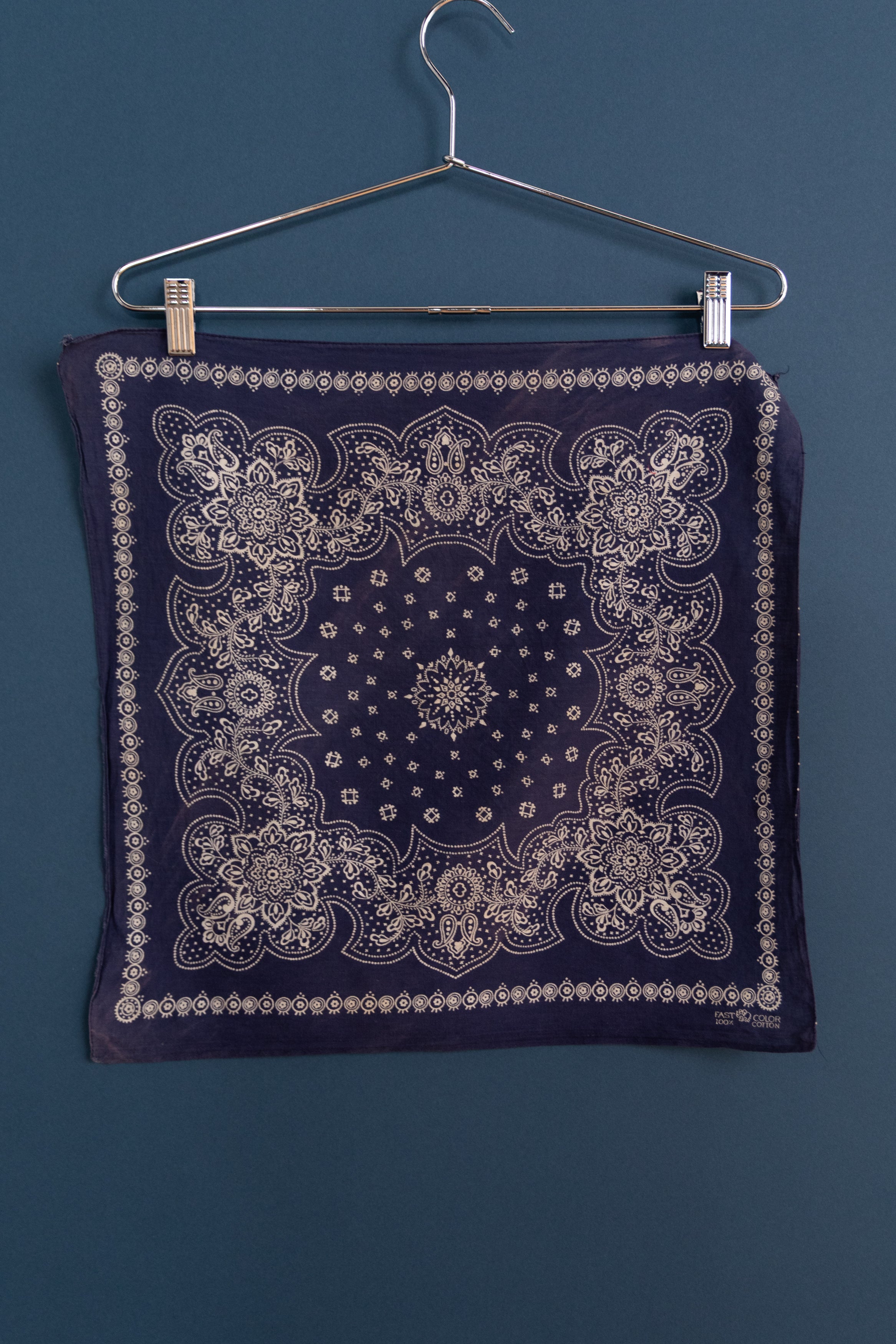 VINTAGE BLUE COTTON HANDKERCHIEF 06