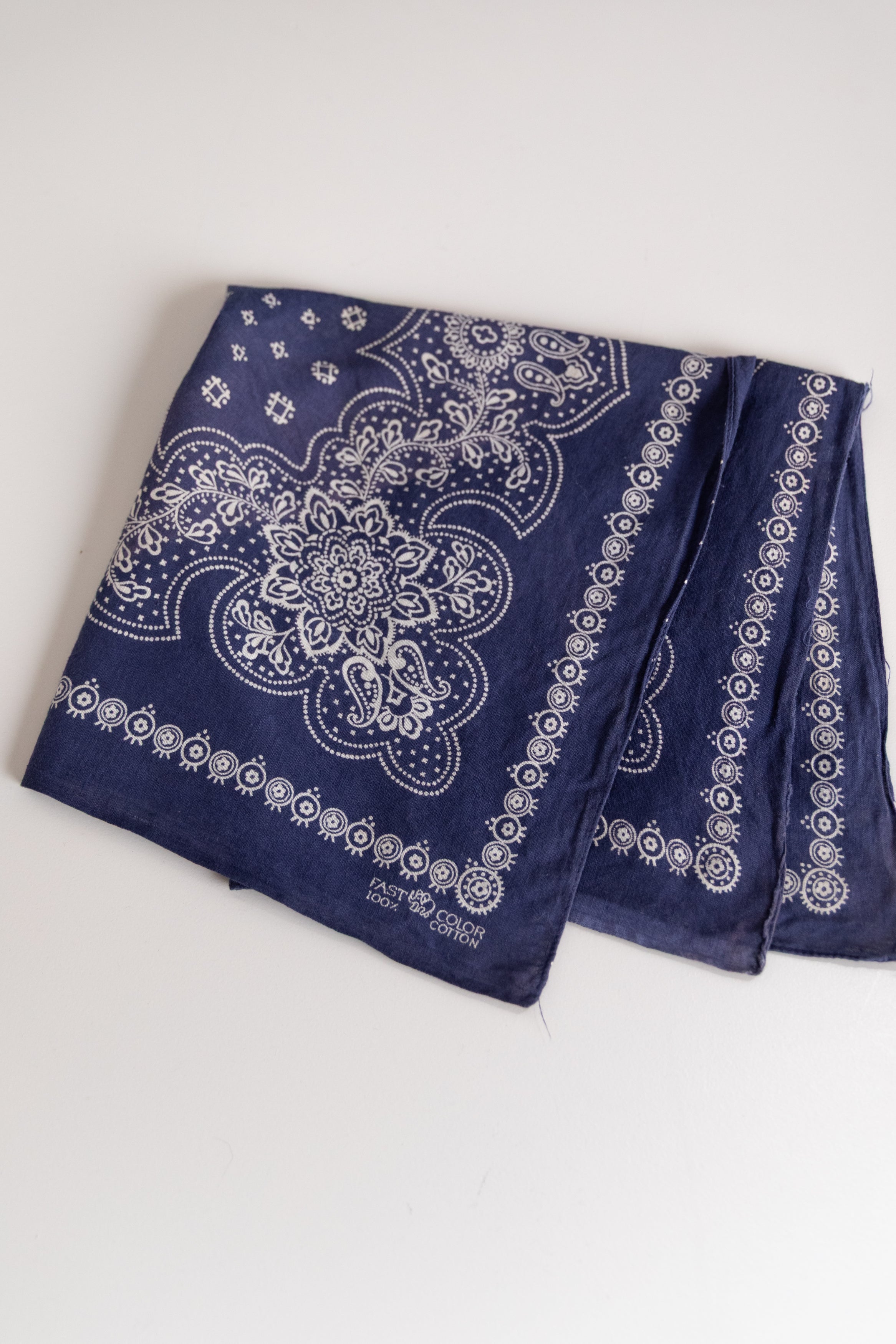 VINTAGE BLUE COTTON HANDKERCHIEF 06