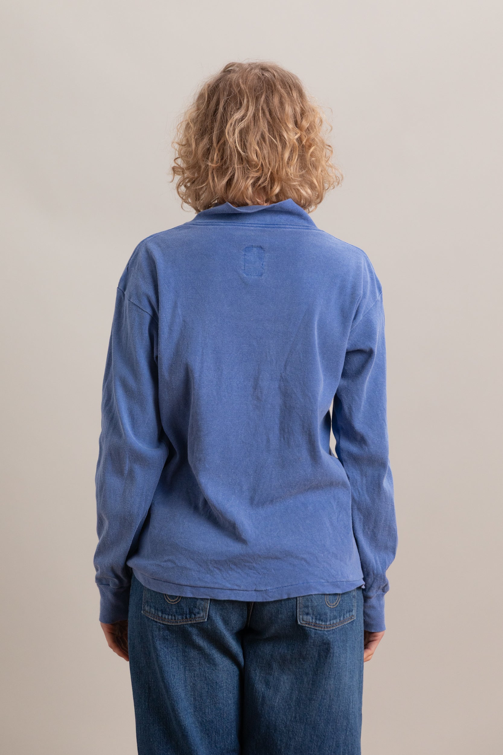 VINTAGE BLUE MOCK NECK