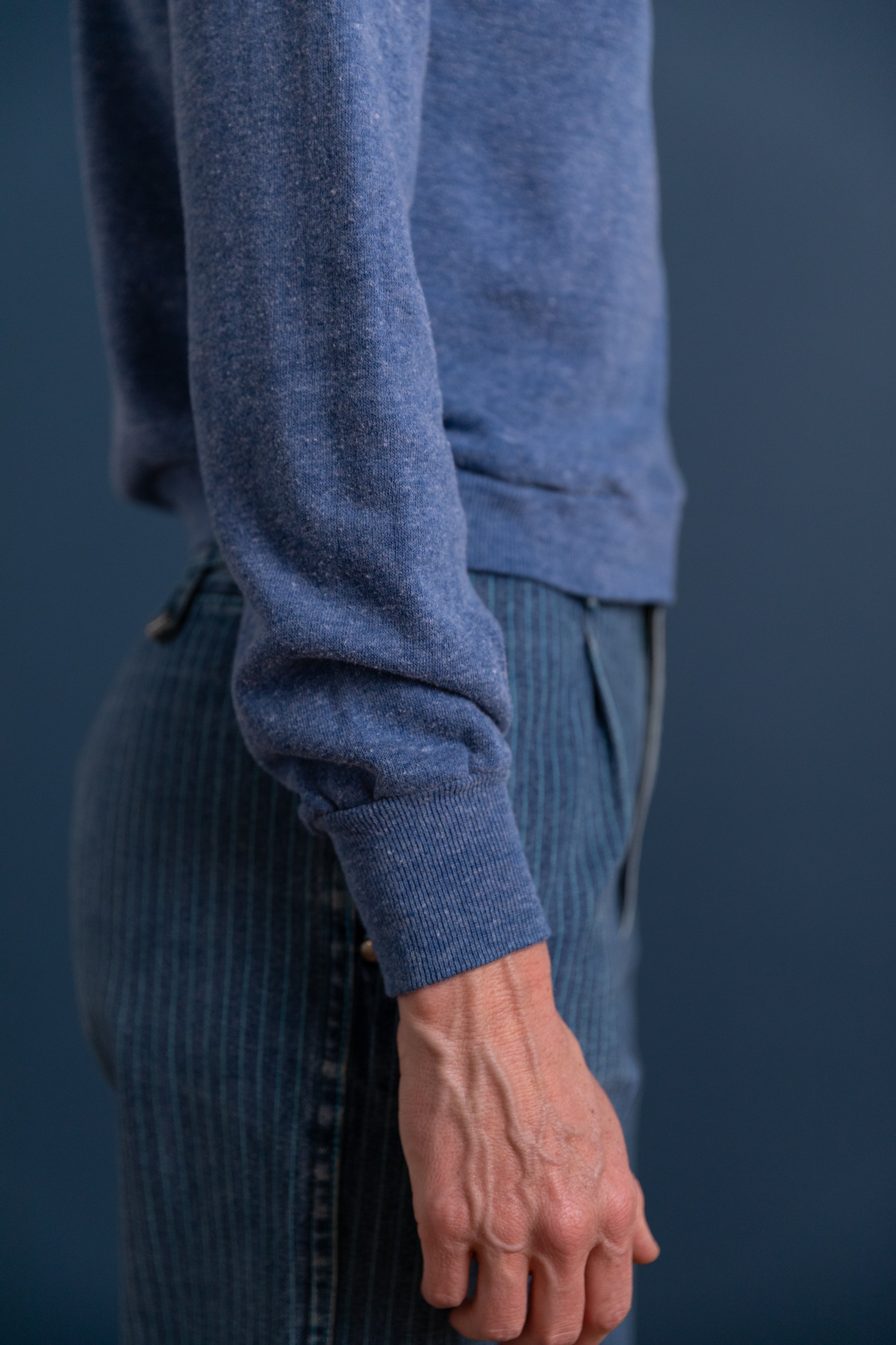VINTAGE BLUE SWEATSHIRT 38