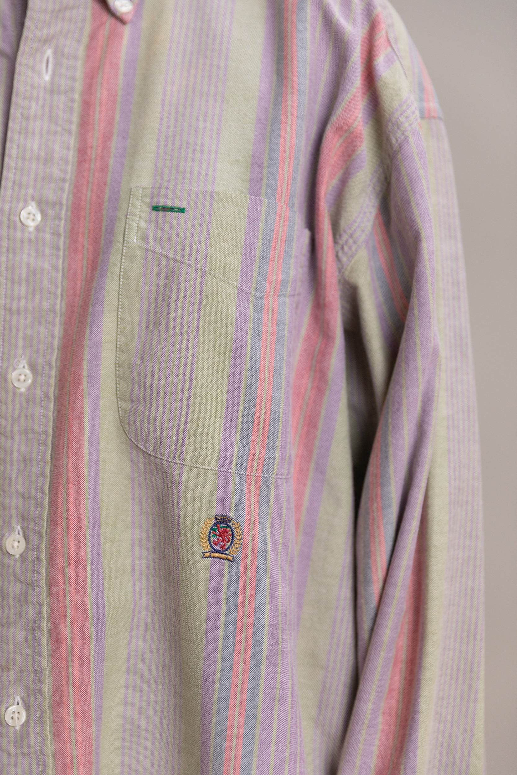 VINTAGE BUTTON UP SHIRT 06