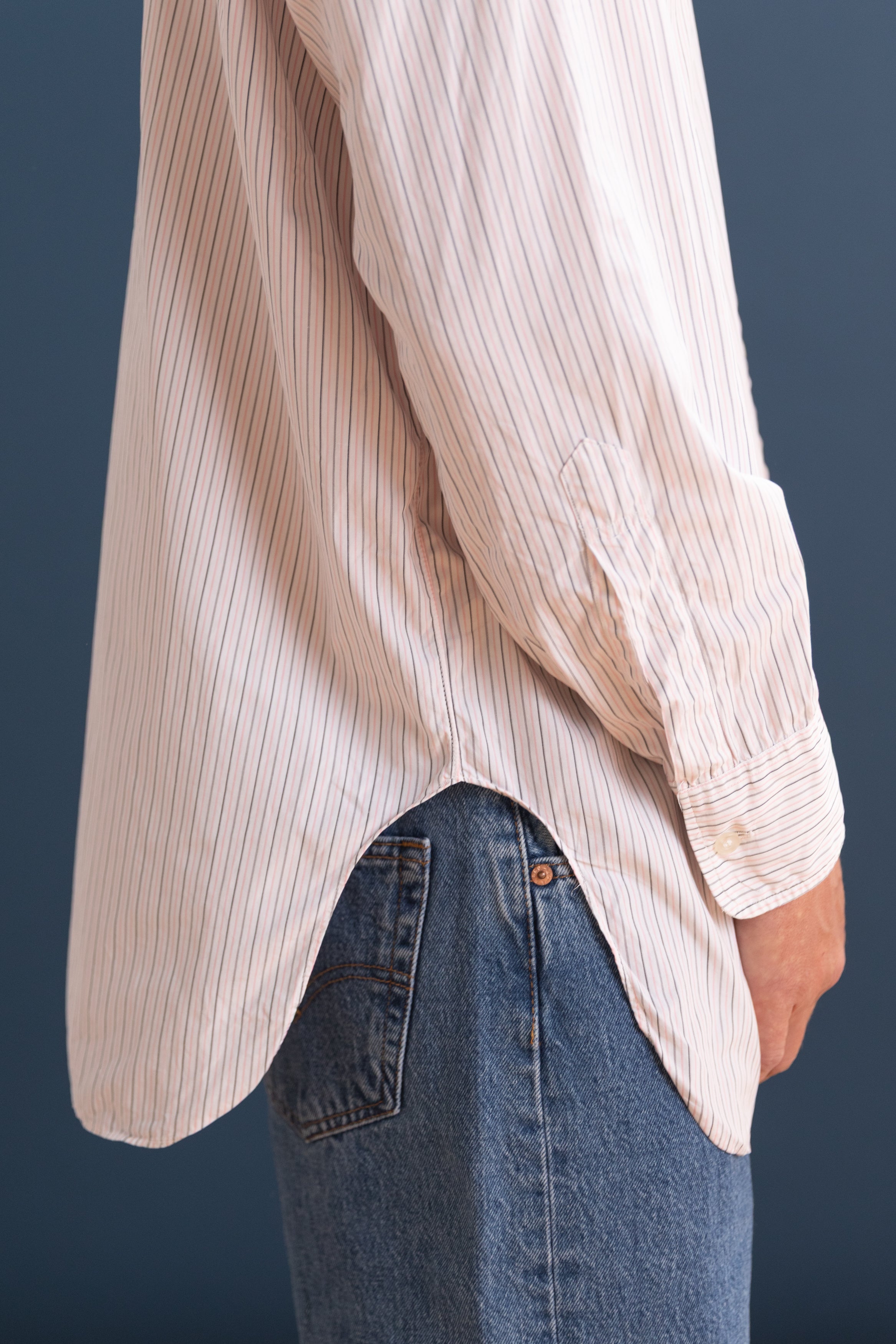 VINTAGE BUTTON UP SHIRT 12