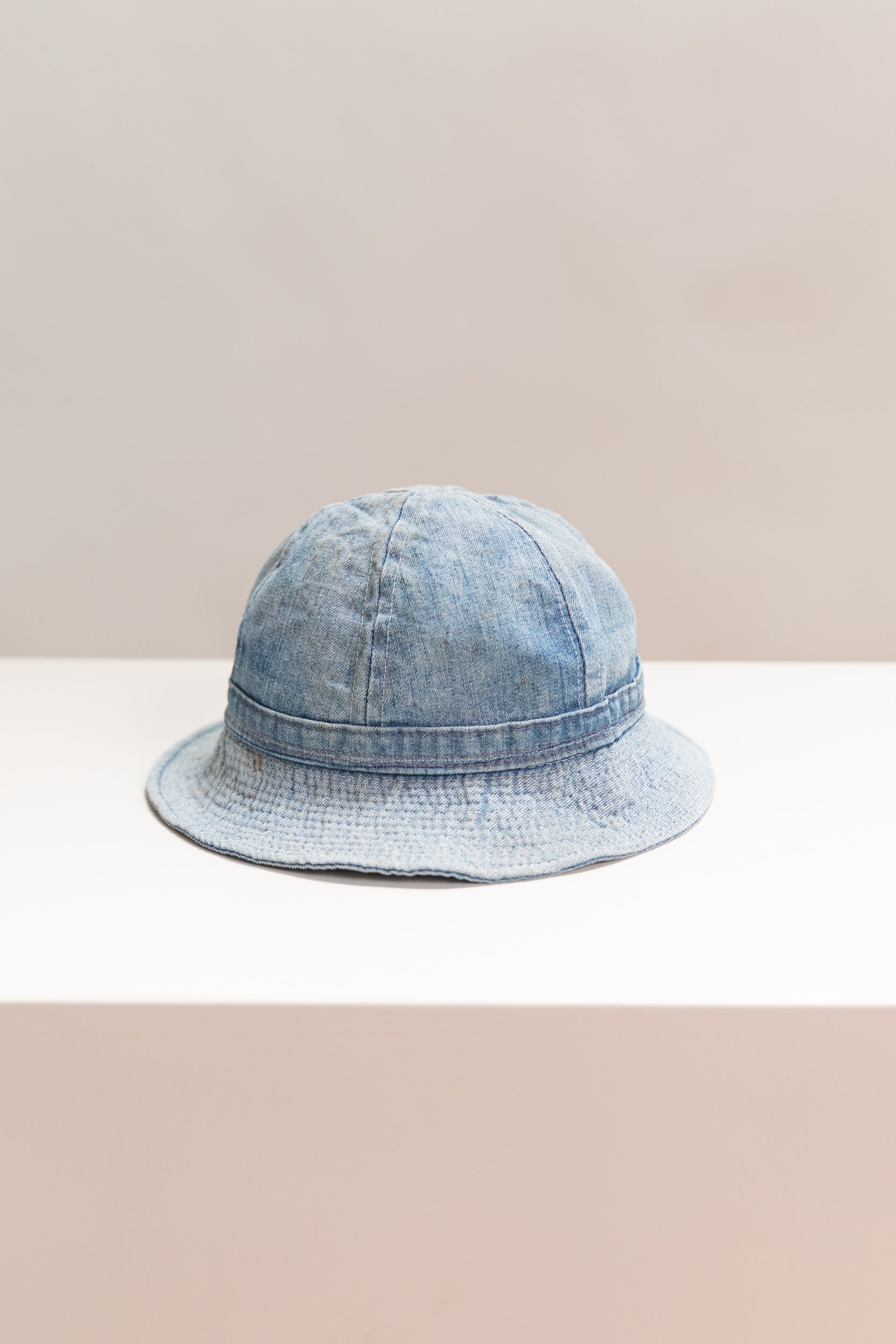 VINTAGE FADED DENIM BUCKET HAT