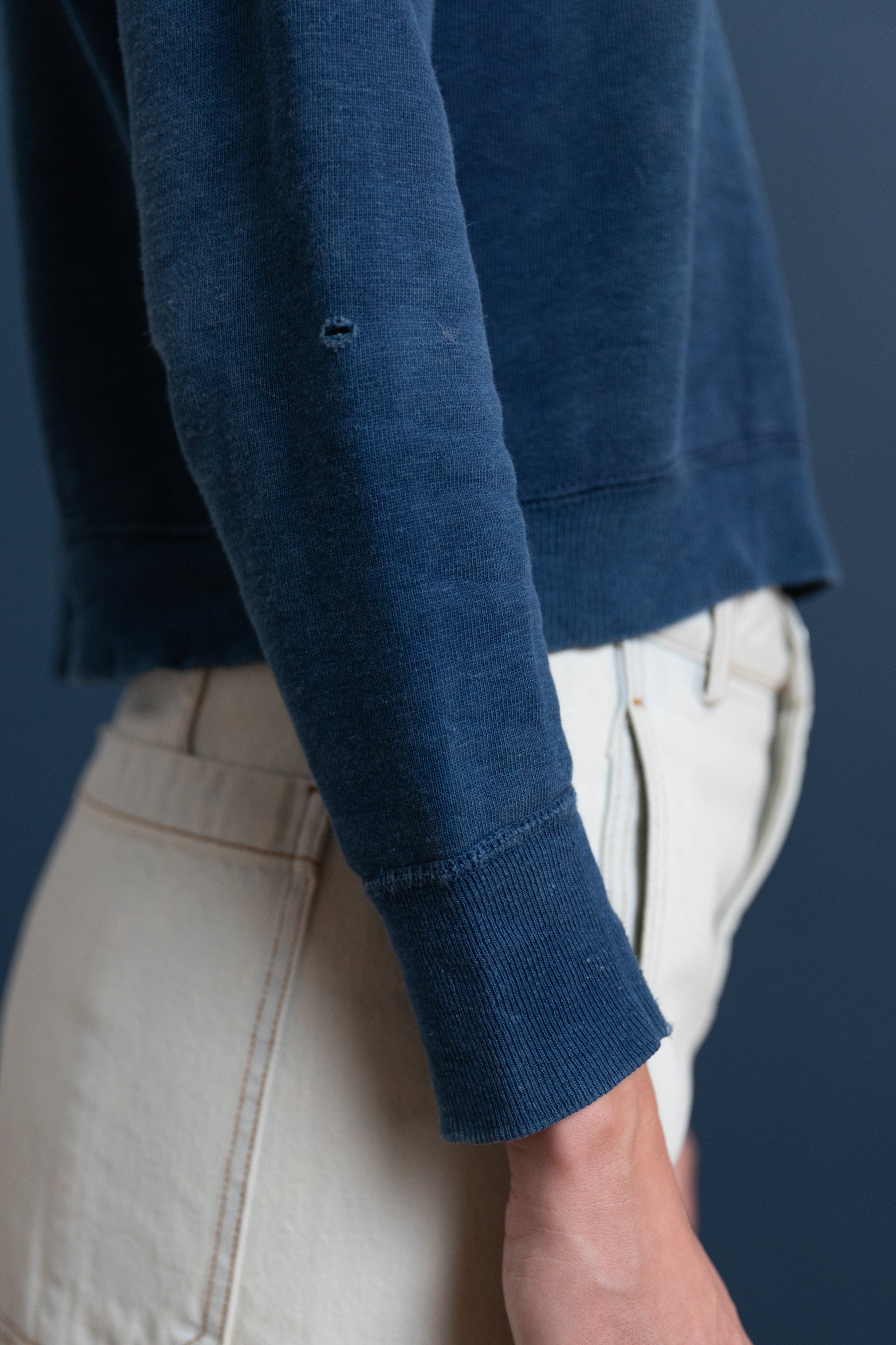 VINTAGE INDIGO SWEATSHIRT