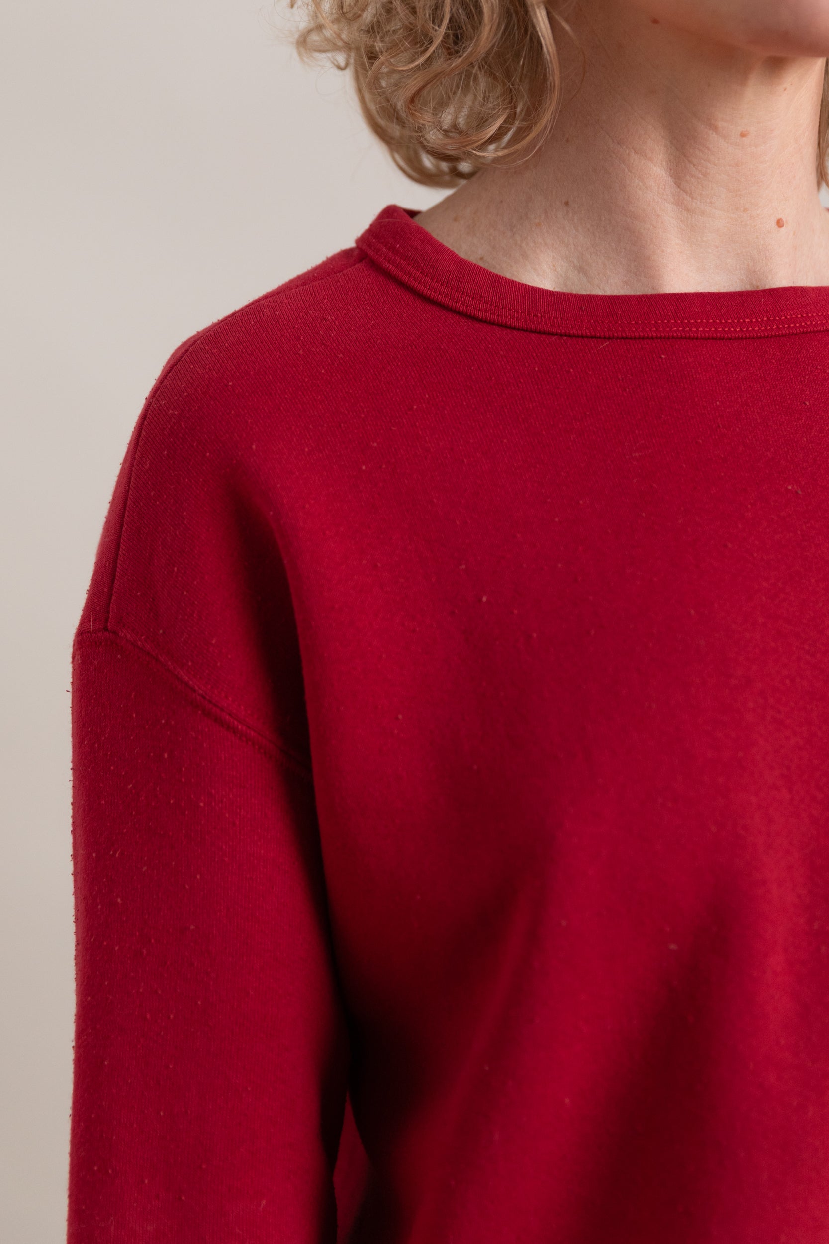 VINTAGE RED SWEATSHIRT 12
