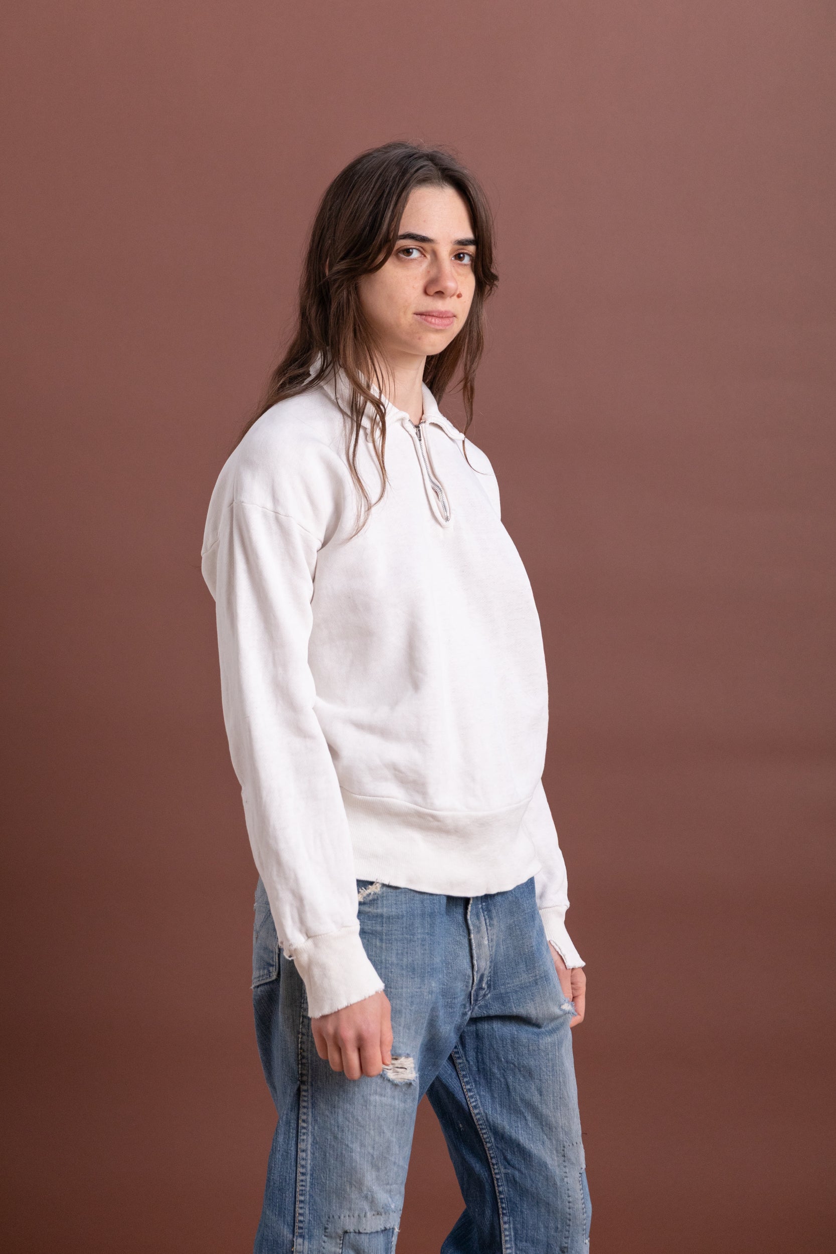 VINTAGE WHITE SWEATSHIRT 06