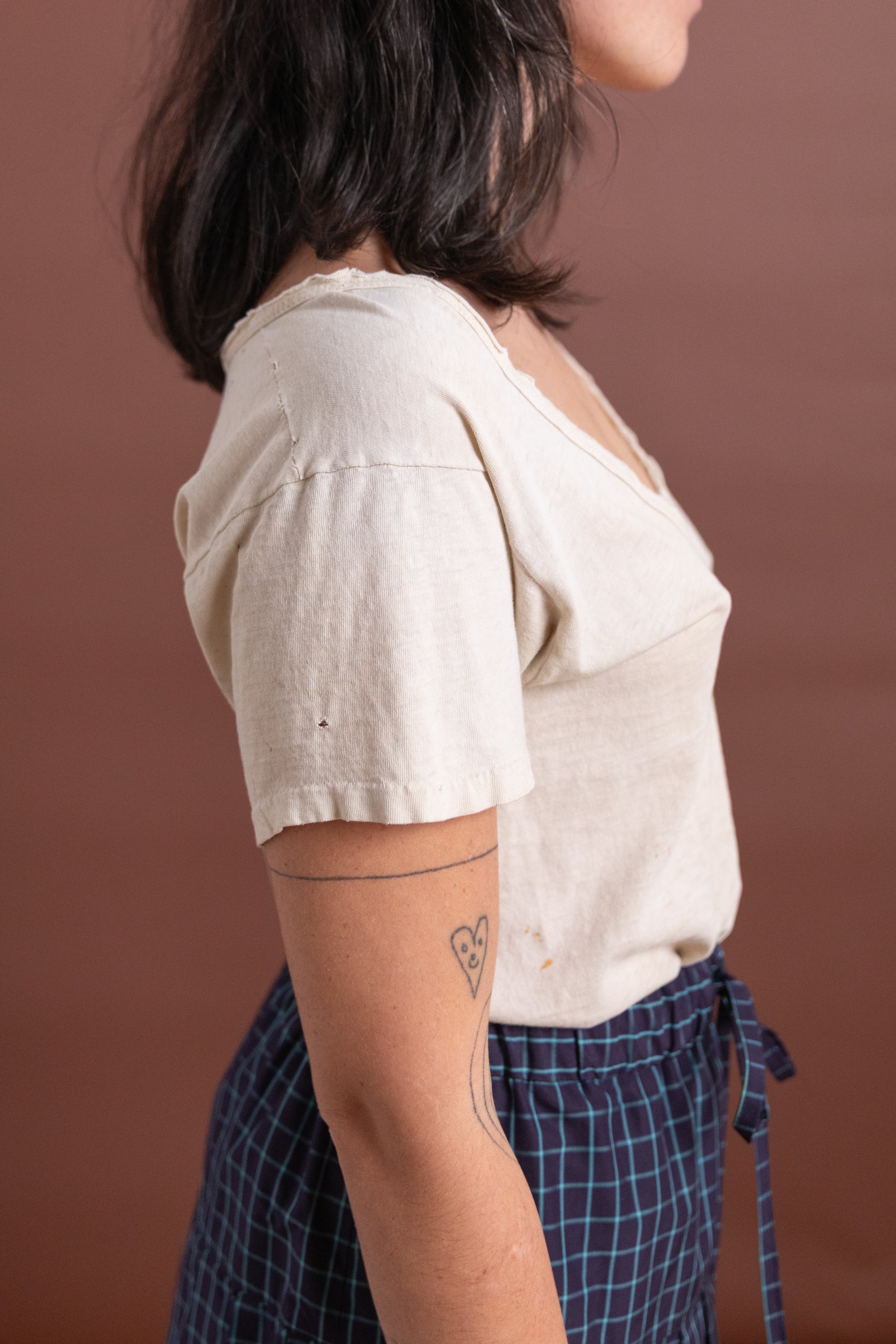 VINTAGE WHITE TEE 47